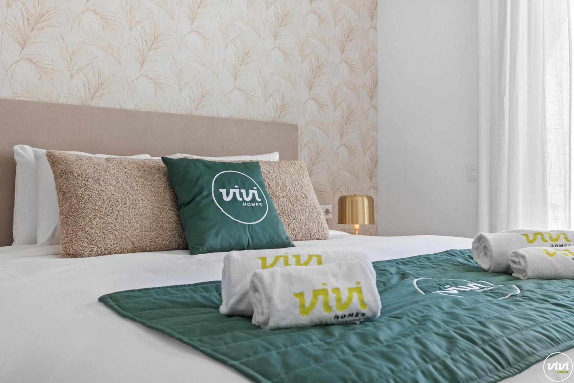 Vivi Homes - Diamond Pool, Gym, Terrace & Sea View