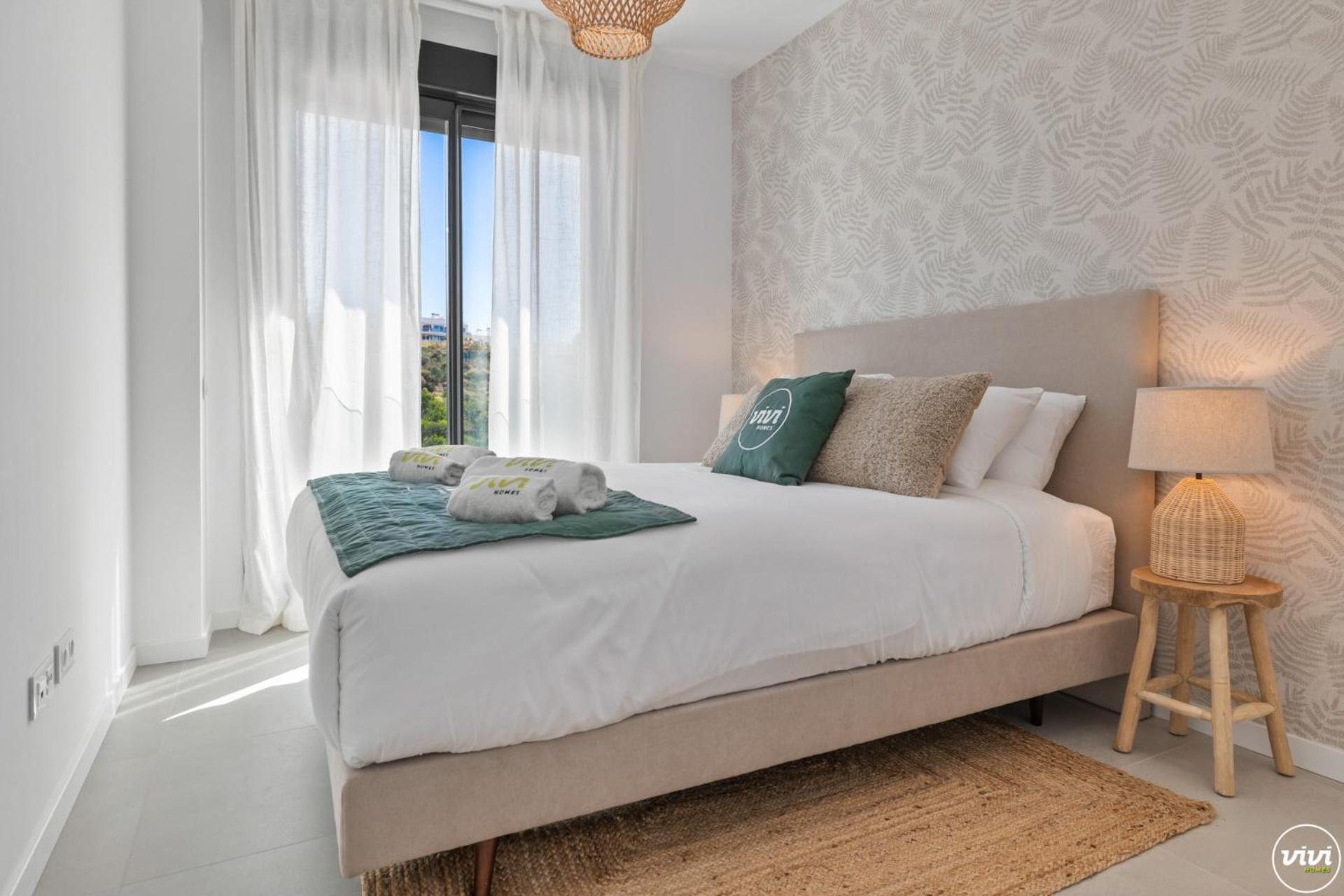 Vivi Homes - Diamond Pool, Gym, Terrace & Sea View Apartment Fuengirola
