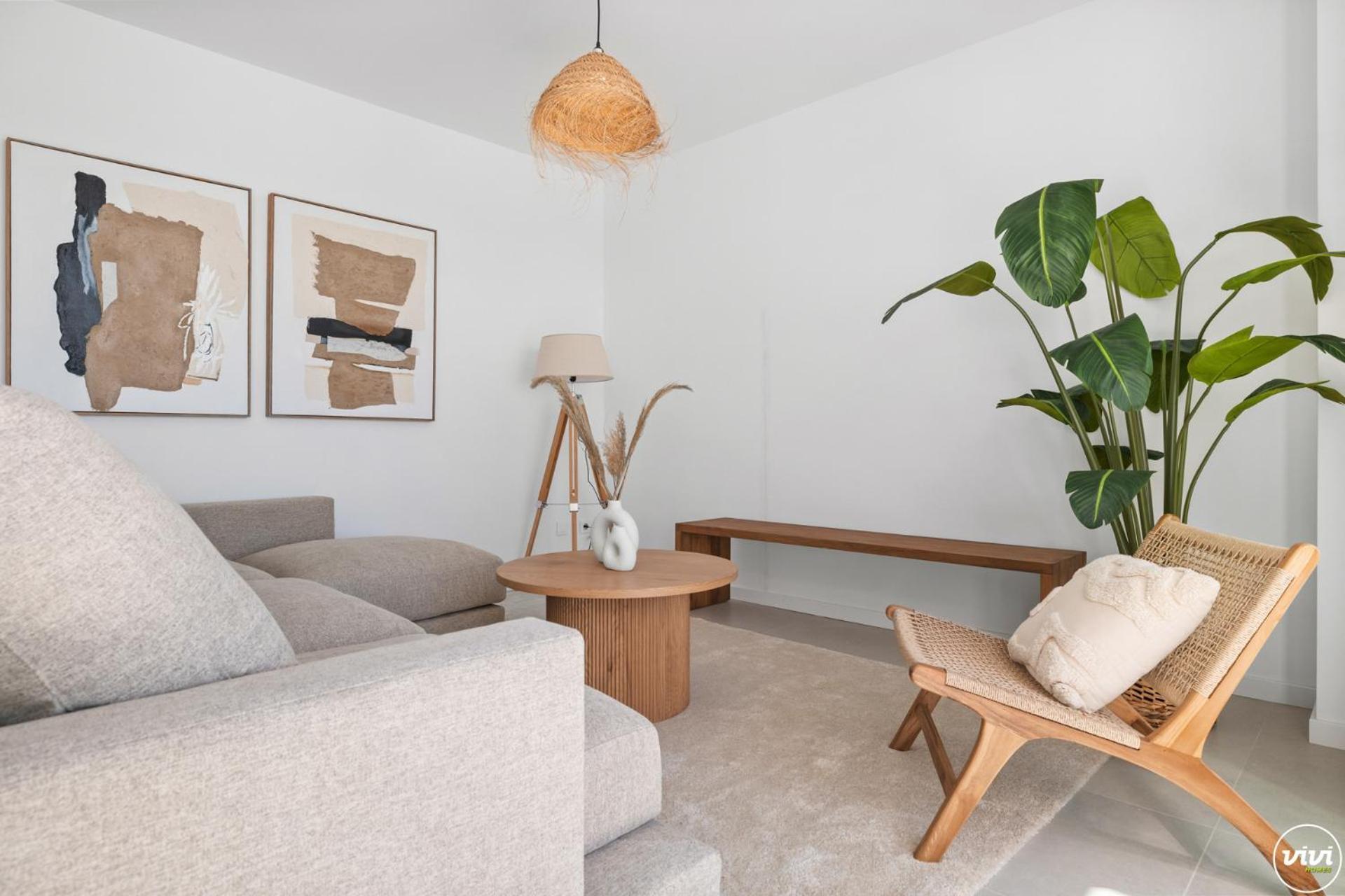 Vivi Homes - Diamond Pool, Gym, Terrace & Sea View Apartment