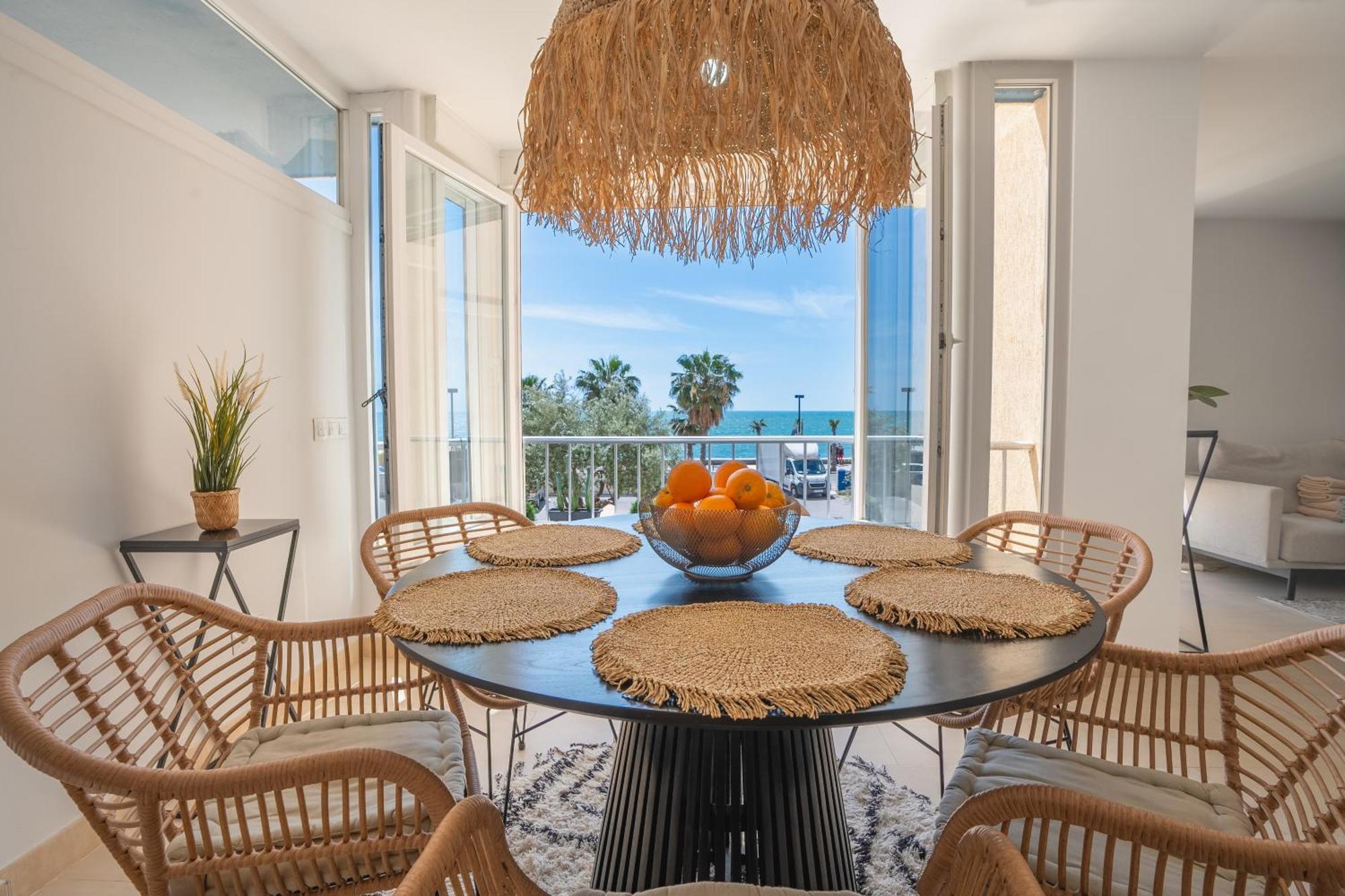 Apartamento Vistas Al Mar En Parkig Gratuito *