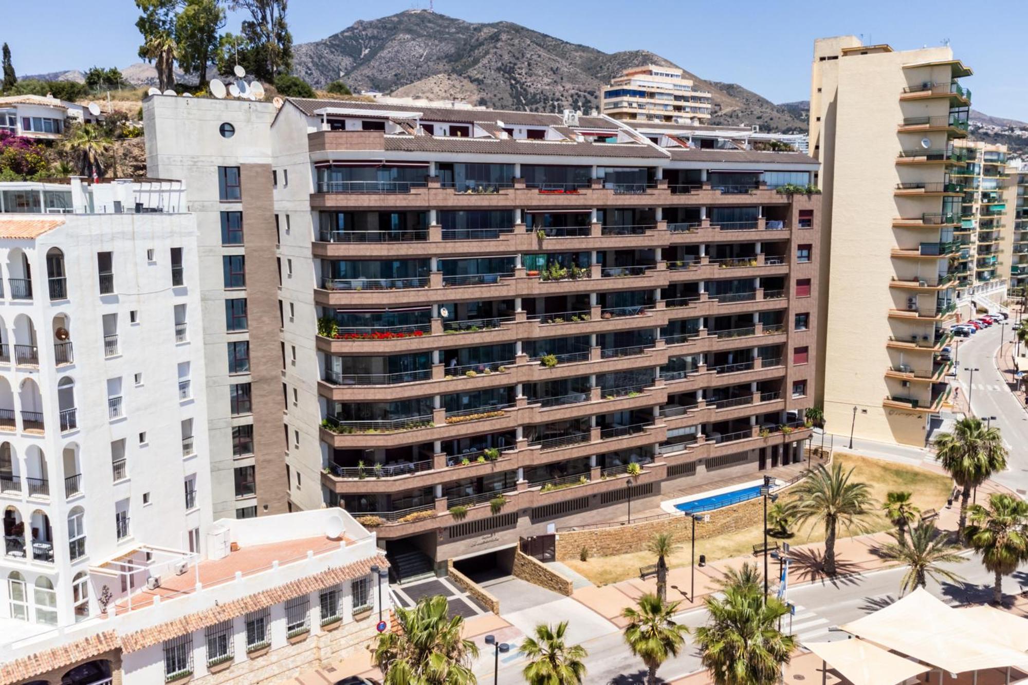 Buenavista Lifestyle By Sur Apartment