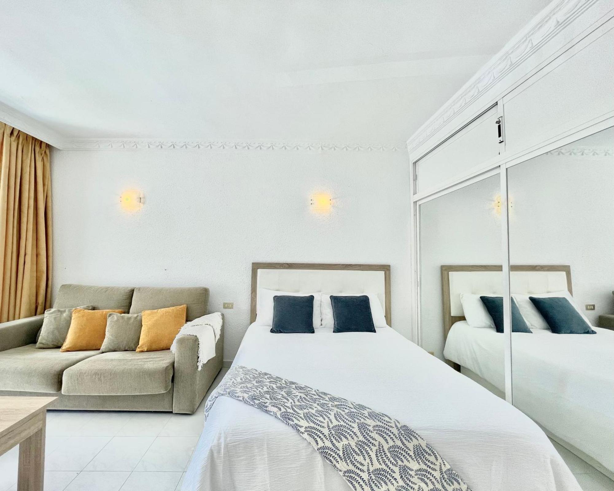 Lafrenchtouch - Estudio En Primera Linea De Playa Fuengirola