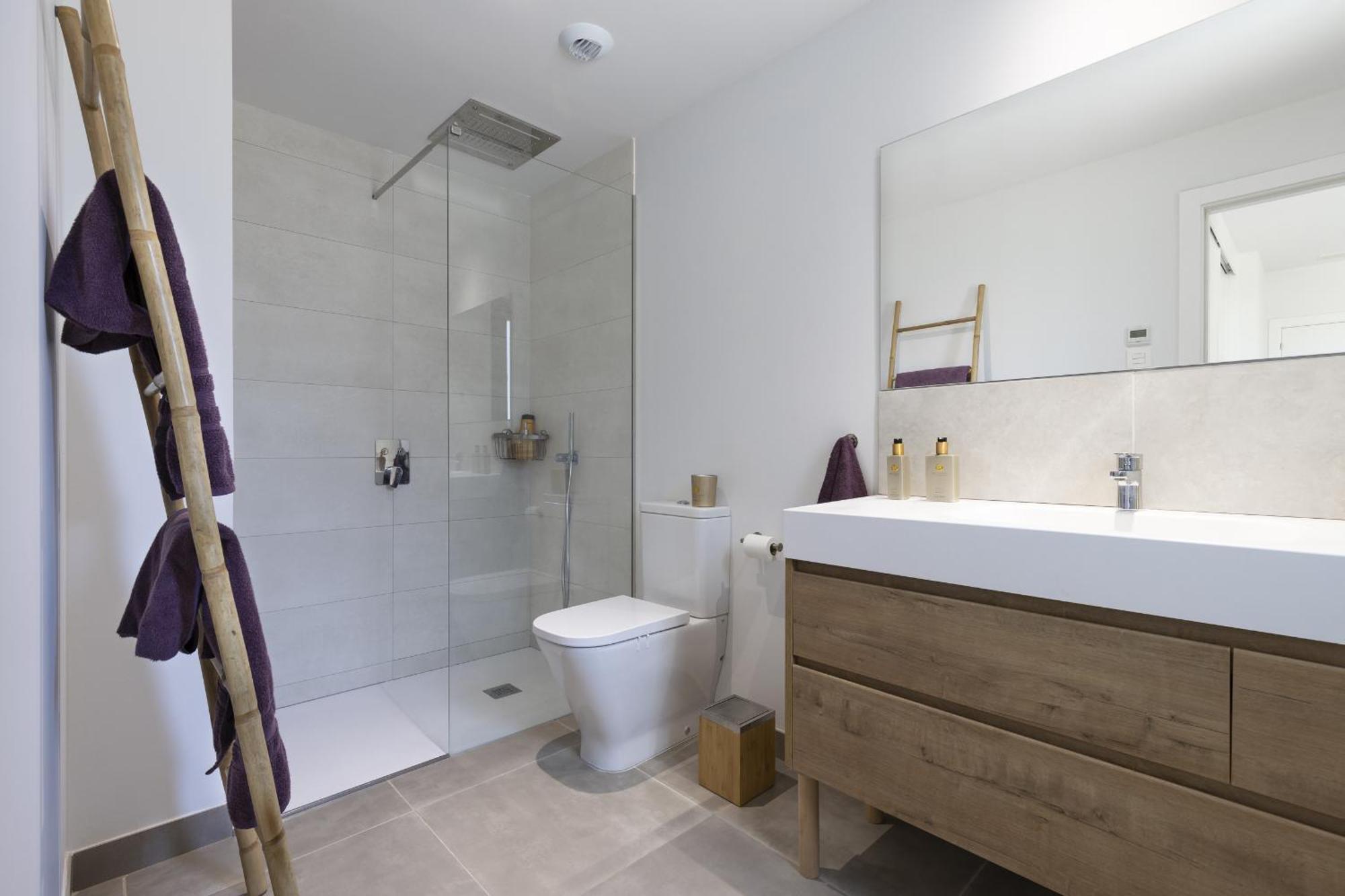 Luxury With Garden In Higueron Apartment *