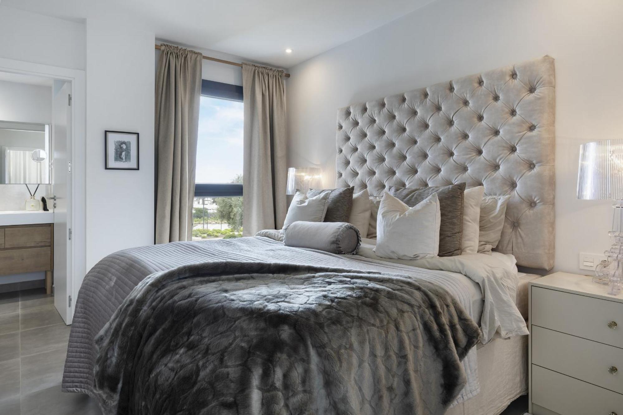 Luxury With Garden In Higueron Fuengirola