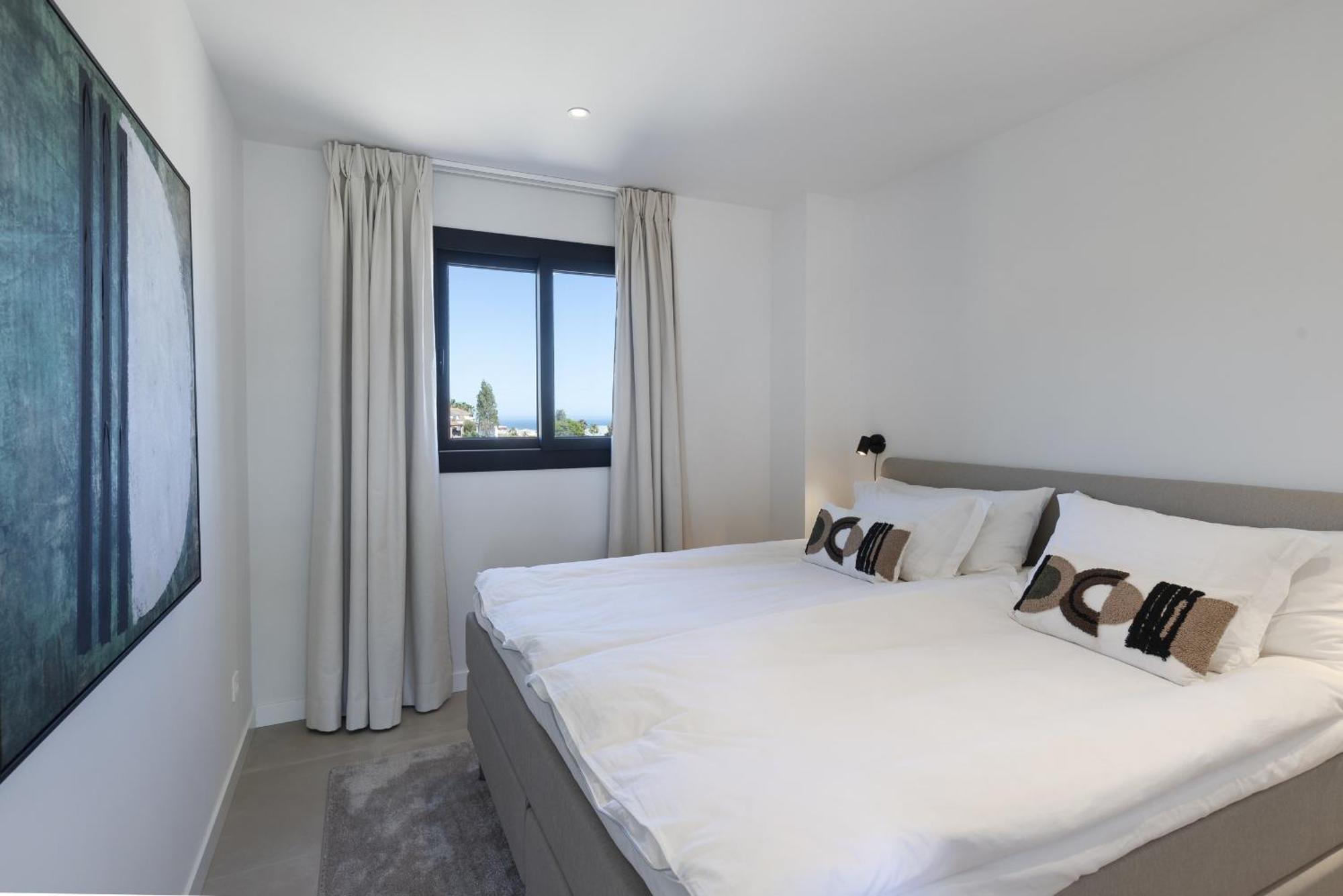 Luxery With Terrace In Higueron Apartment *