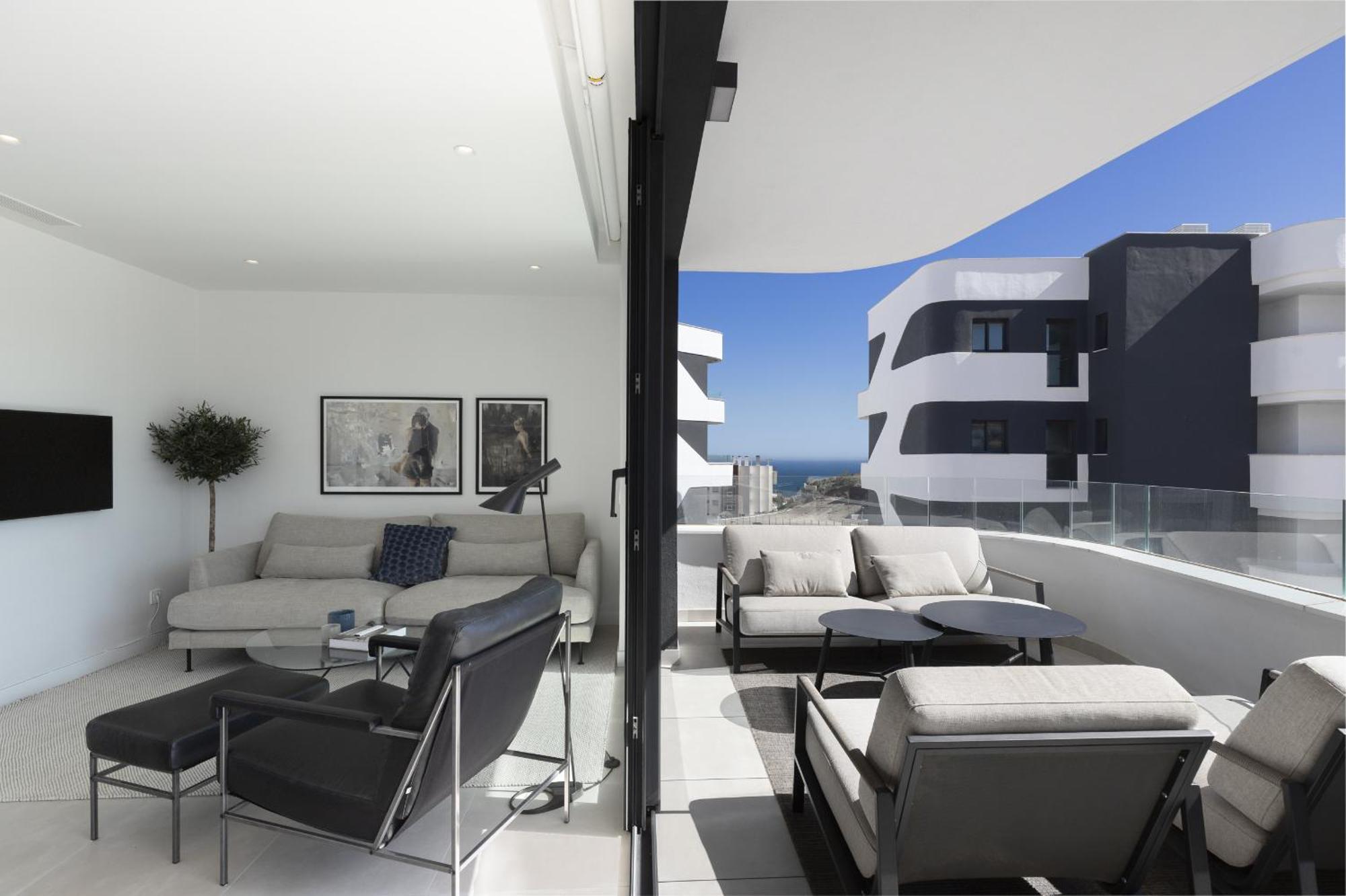 Apartment Luxery With Terrace In Higueron *