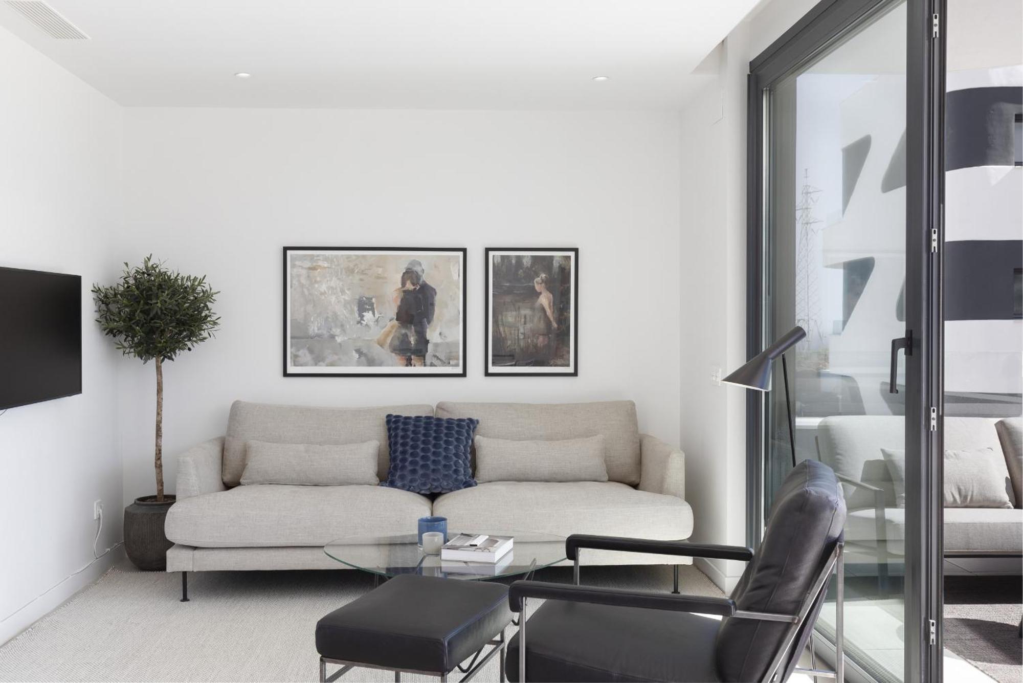 Luxery With Terrace In Higueron *