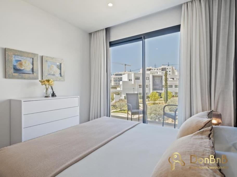 Apartment Luxury Flat In Higueron West *
