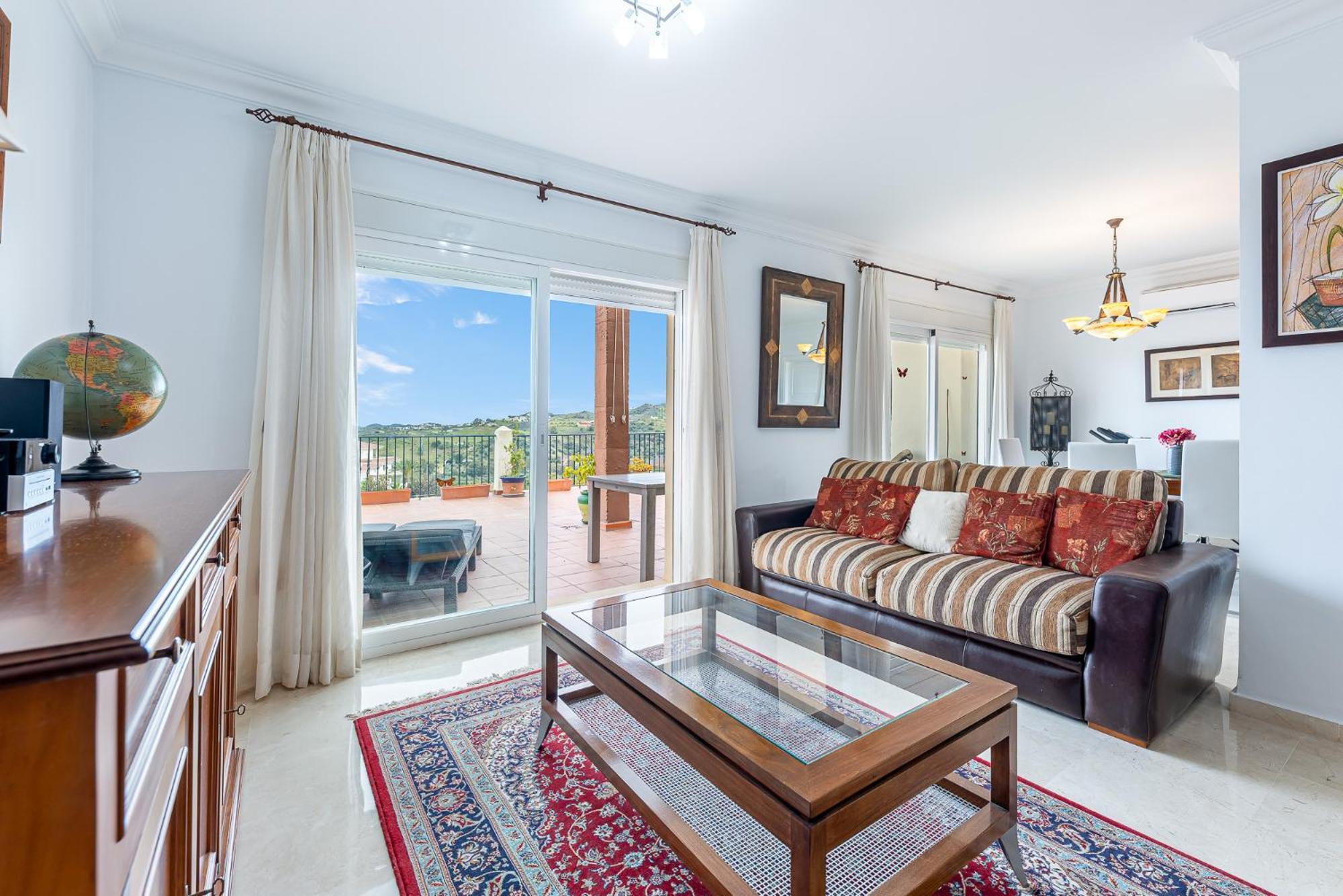 Fantastic 4 Bed La Cala Hills Apartment