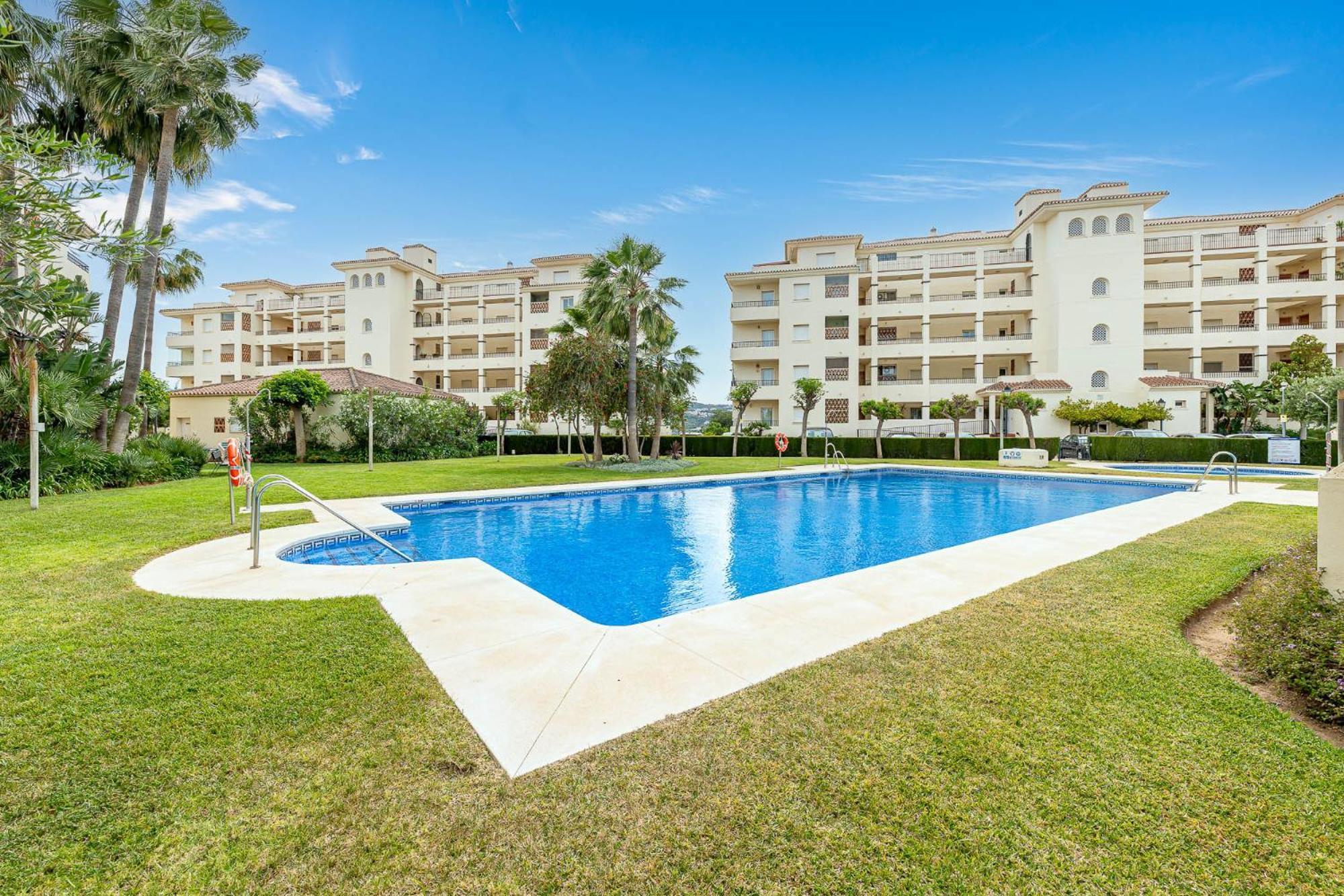 Fantastic 4 Bed La Cala Hills