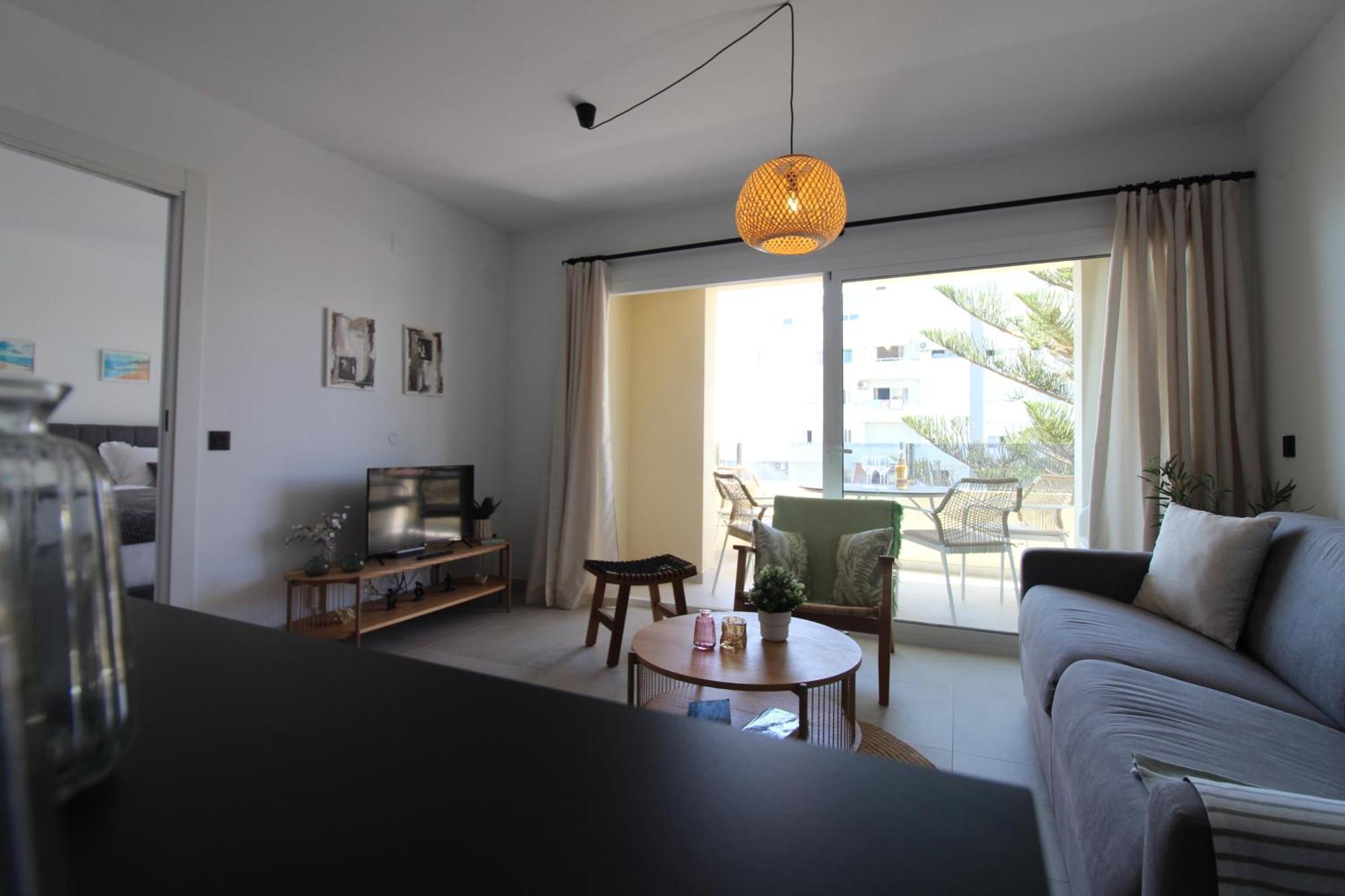121- Beachfront With Views,
