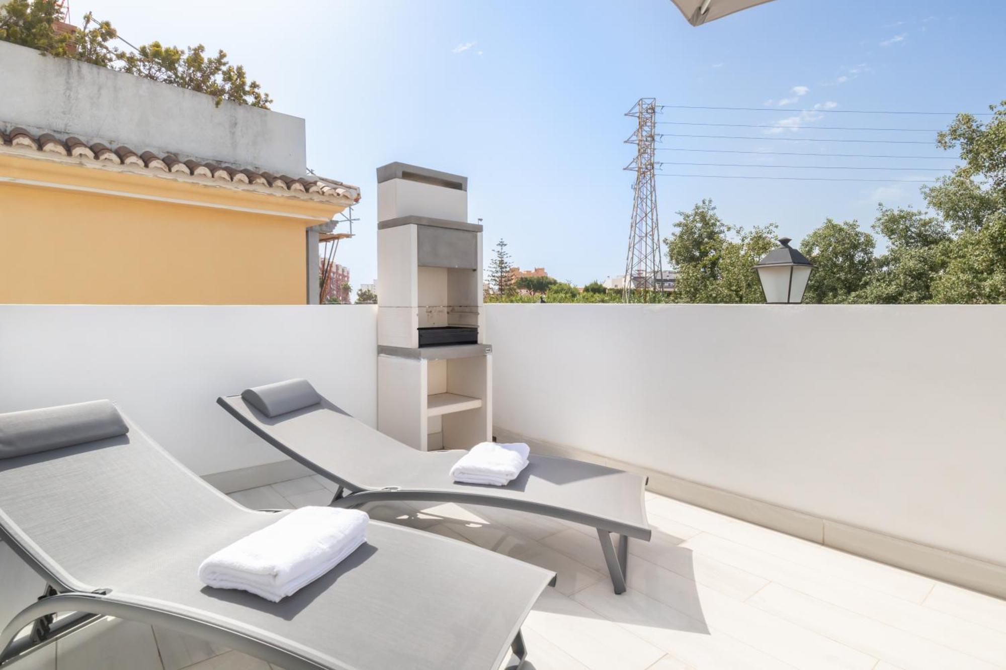 Casa Boliches Sunny & Near Fuengirola's Loma-asunnot Fuengirola