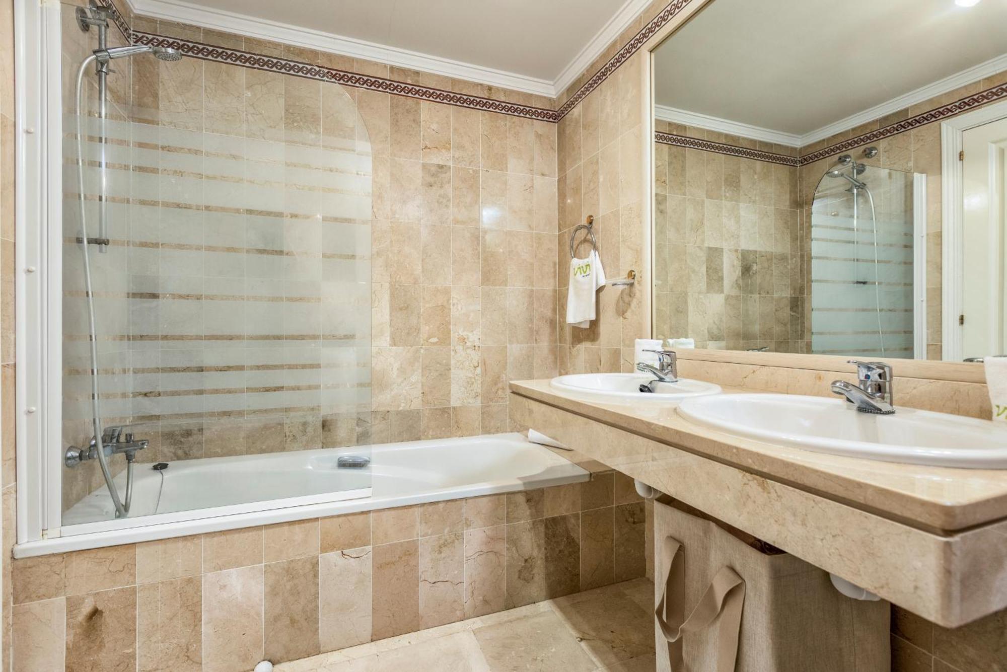 Mijas Golf Frontline Luxury 2 Bed Beautiful Golf, Mountains And Views