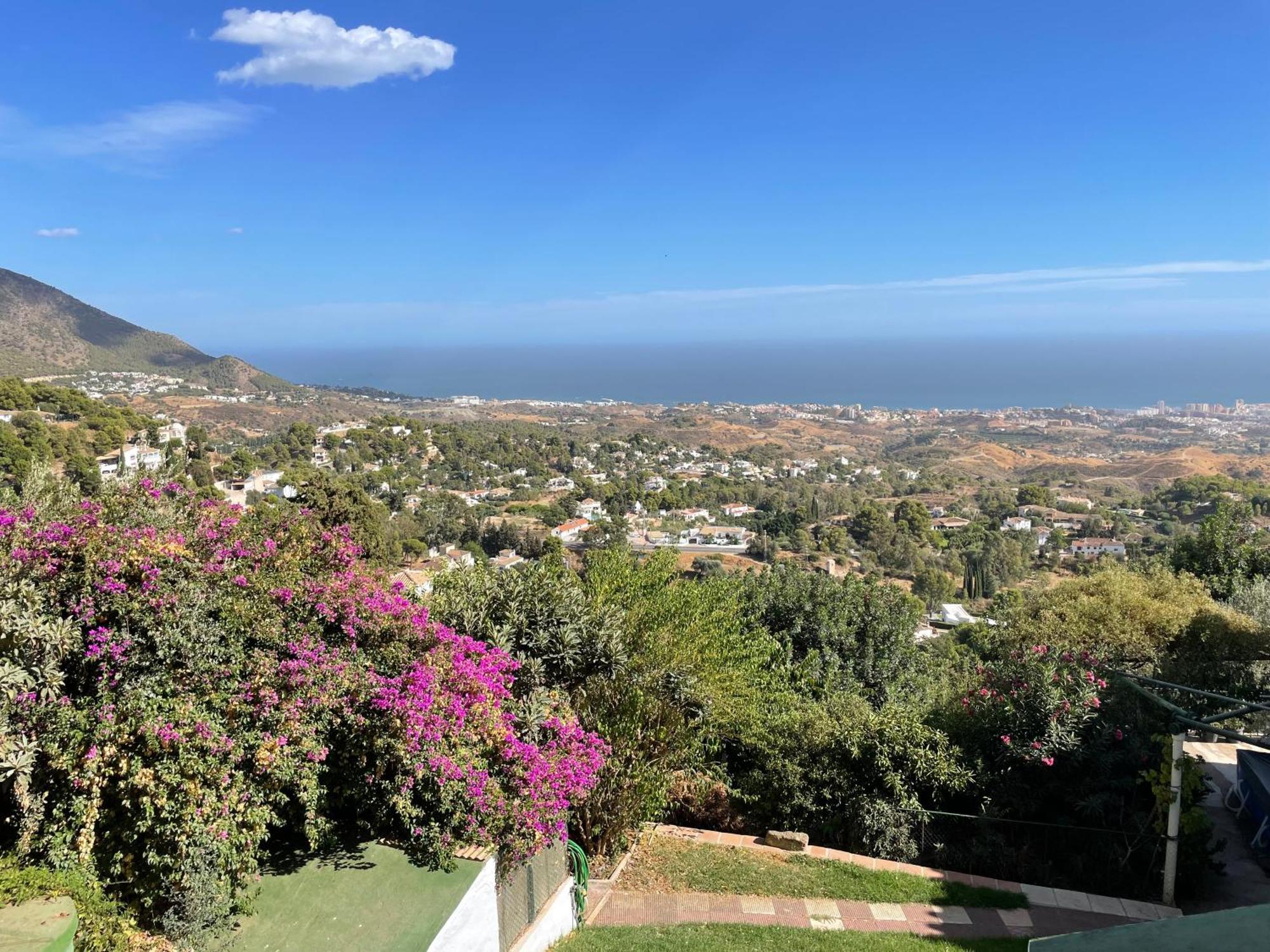 Mijas Golf Frontline Luxury 2 Bed Beautiful Golf, Mountains And Views