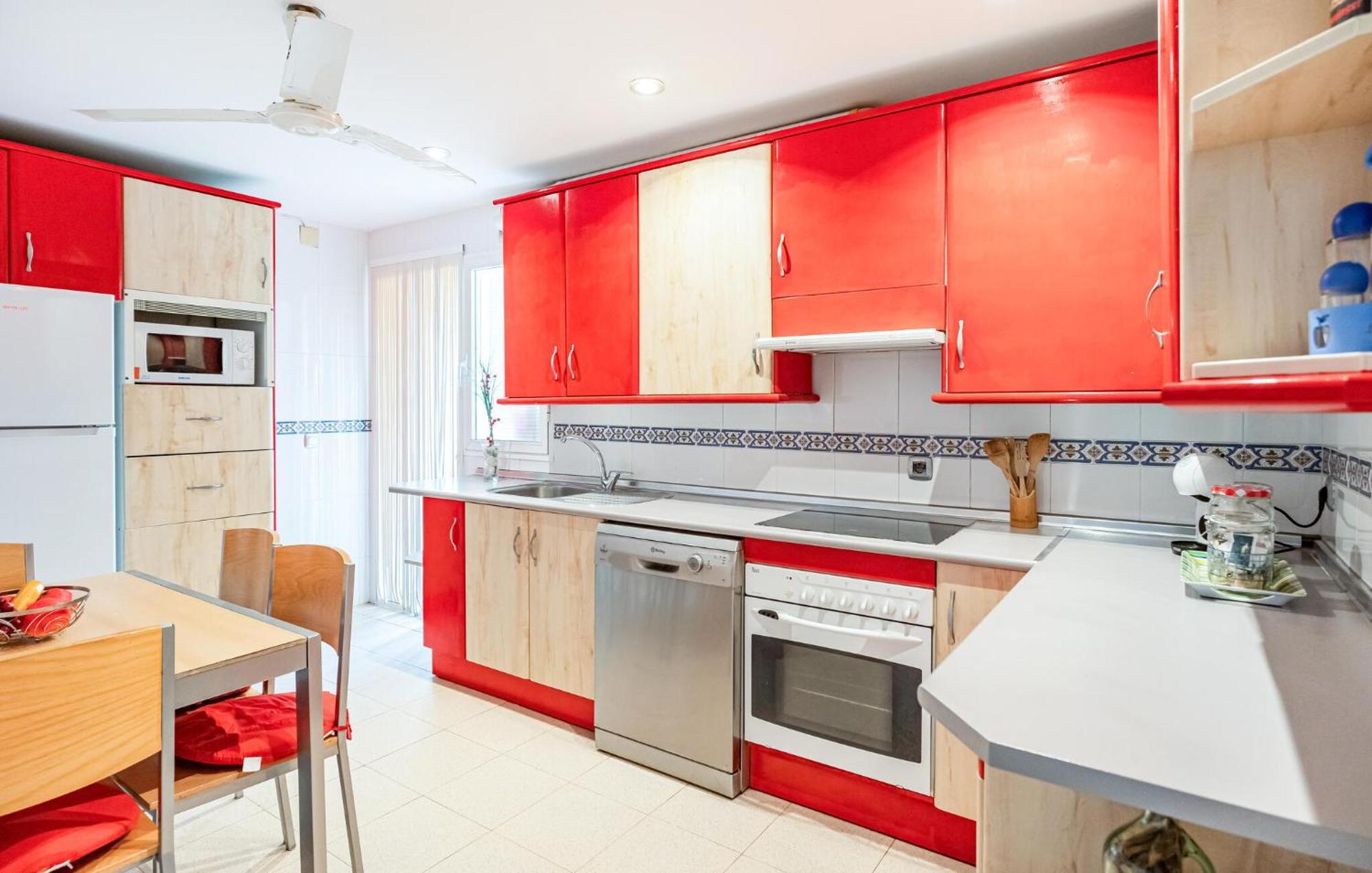 Stunning In With Kitchen Fuengirola