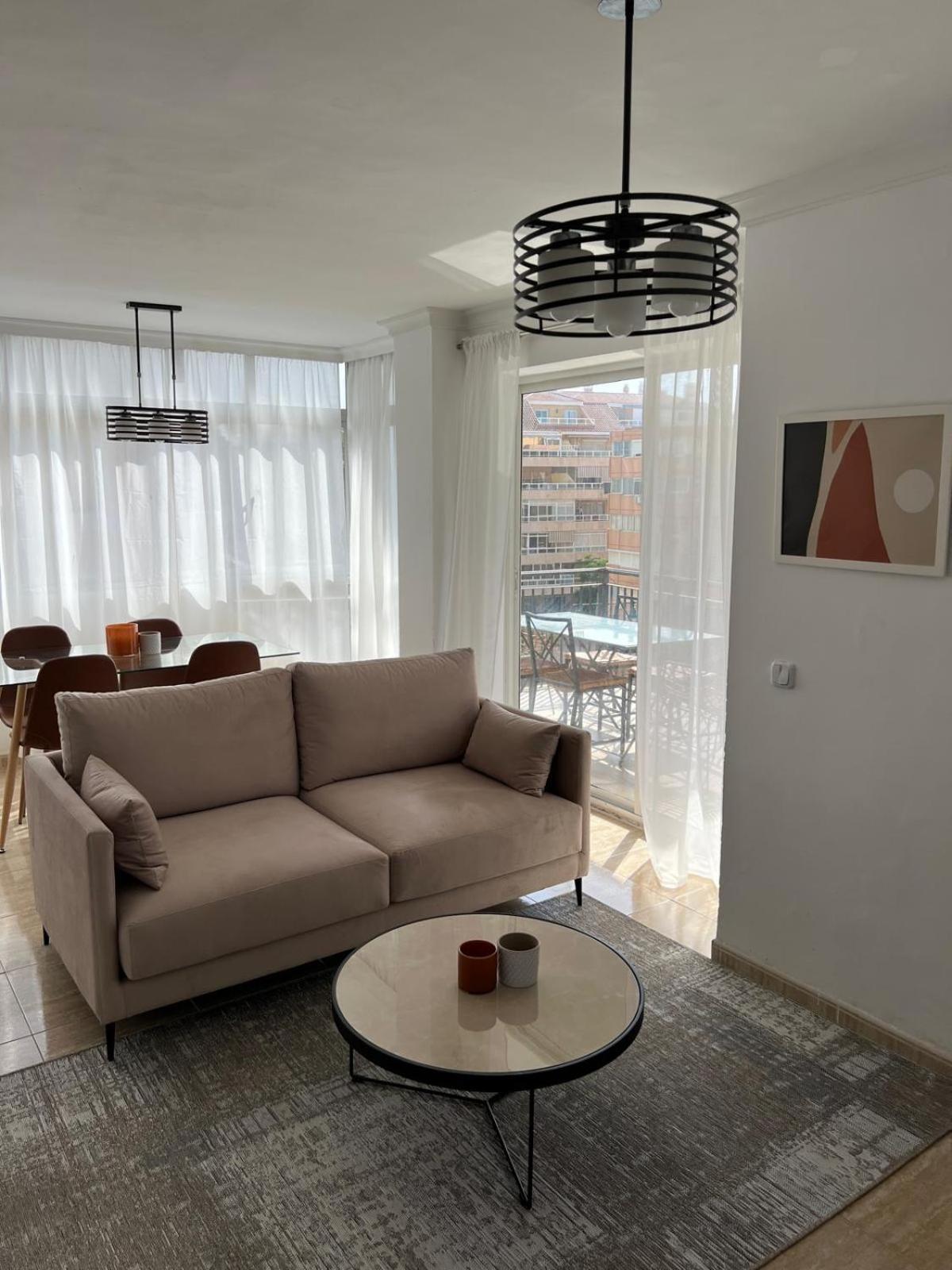 Gran Con Vistas Al Mar & Parking Fuengirola
