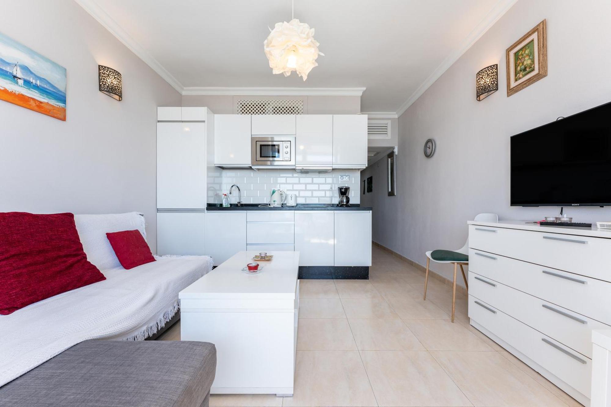 Apartment Stunning Marina View Fuengirola
