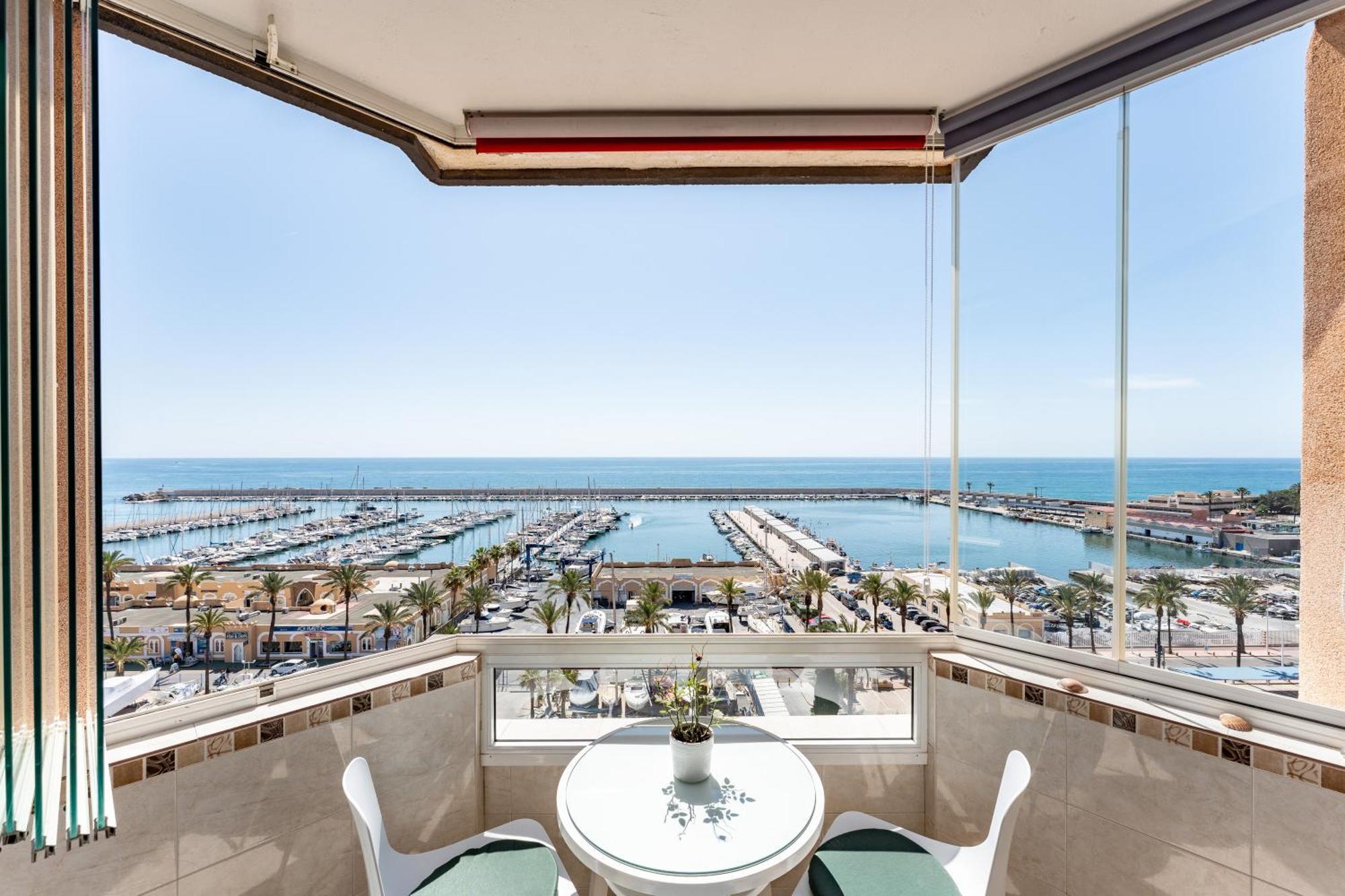 Apartment Stunning Marina View
