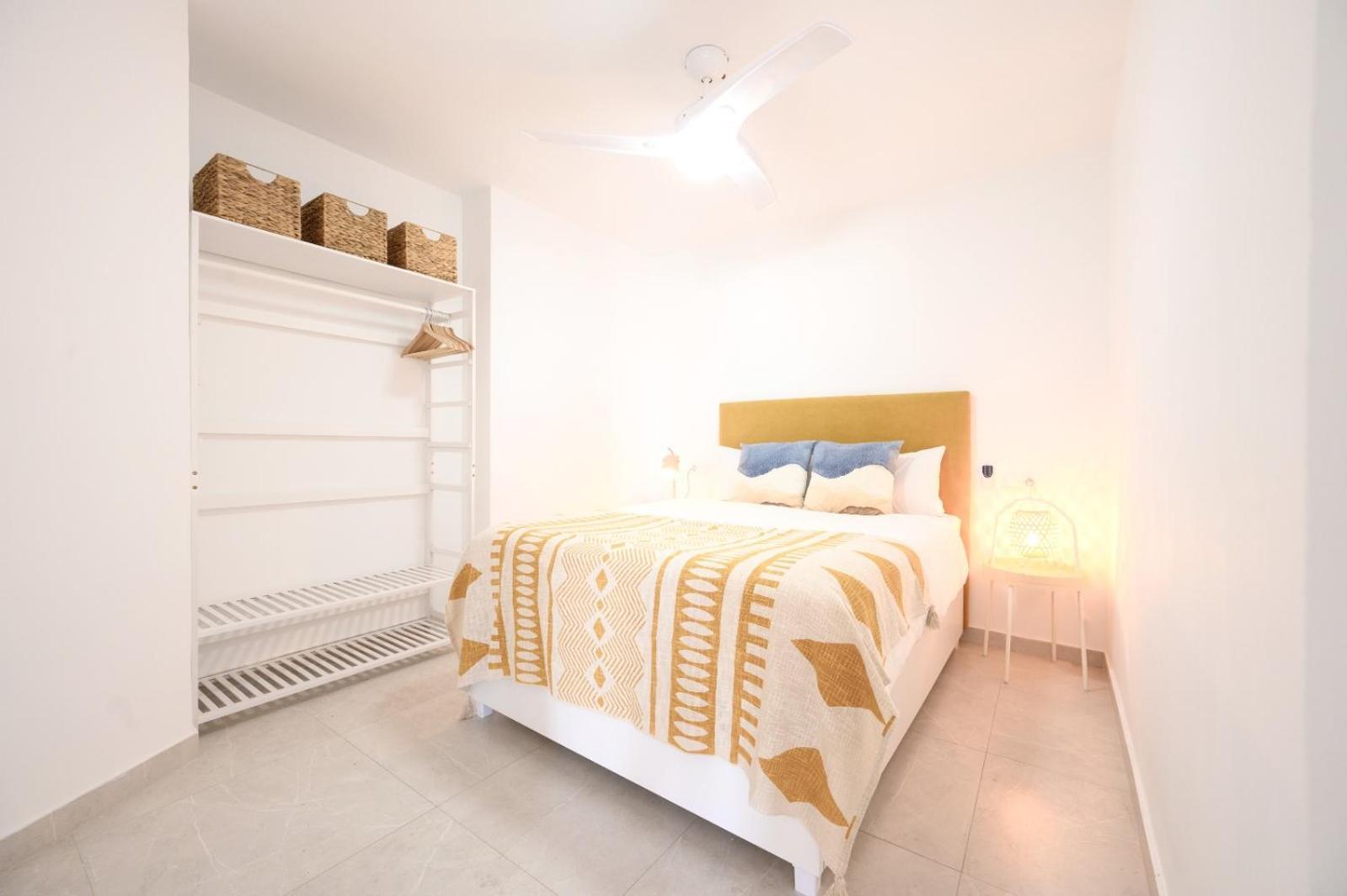 Burgos, Terrace, Parking By 10tosea