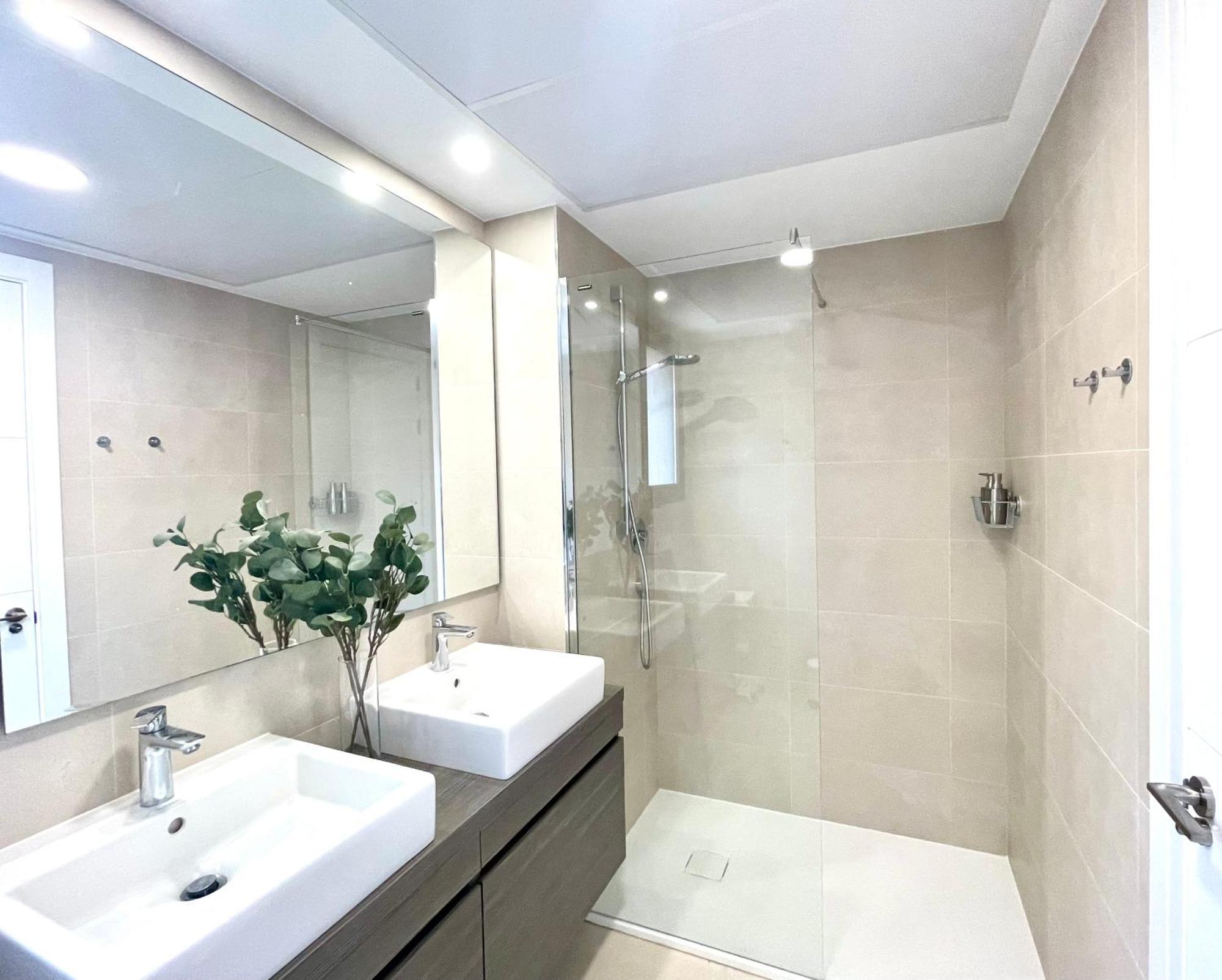 Apartment Magnificient 3 Bedroom By The *