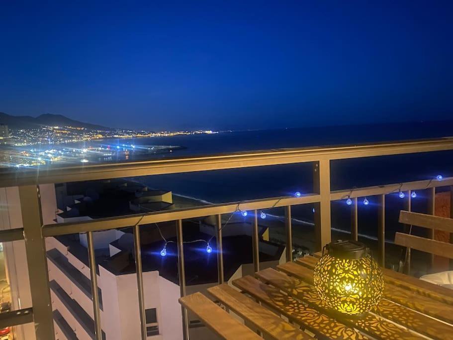Moderno En Primera Linea De Playa * Fuengirola