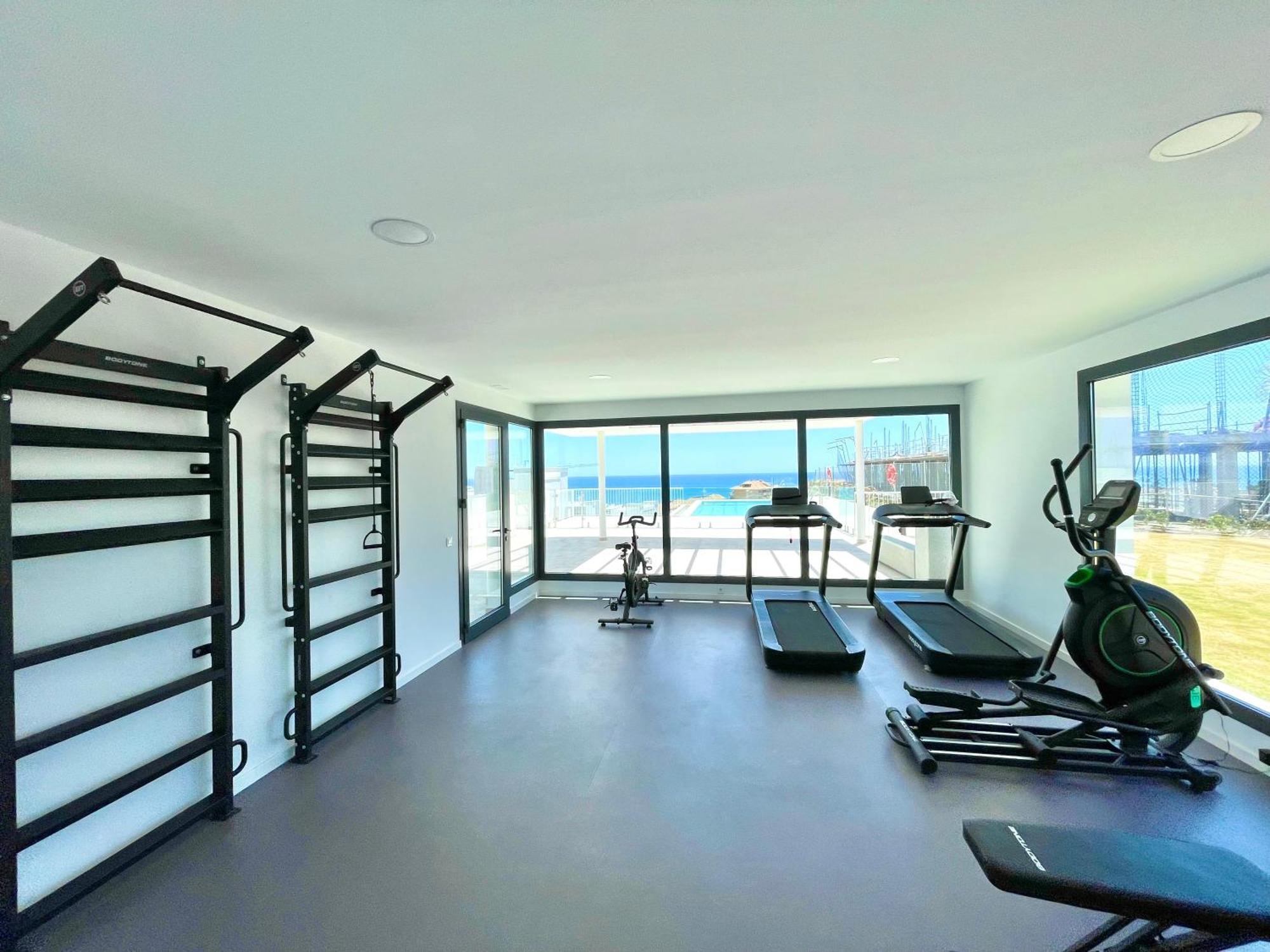 Paradise 2 Bedrooms Apartment Fuengirola