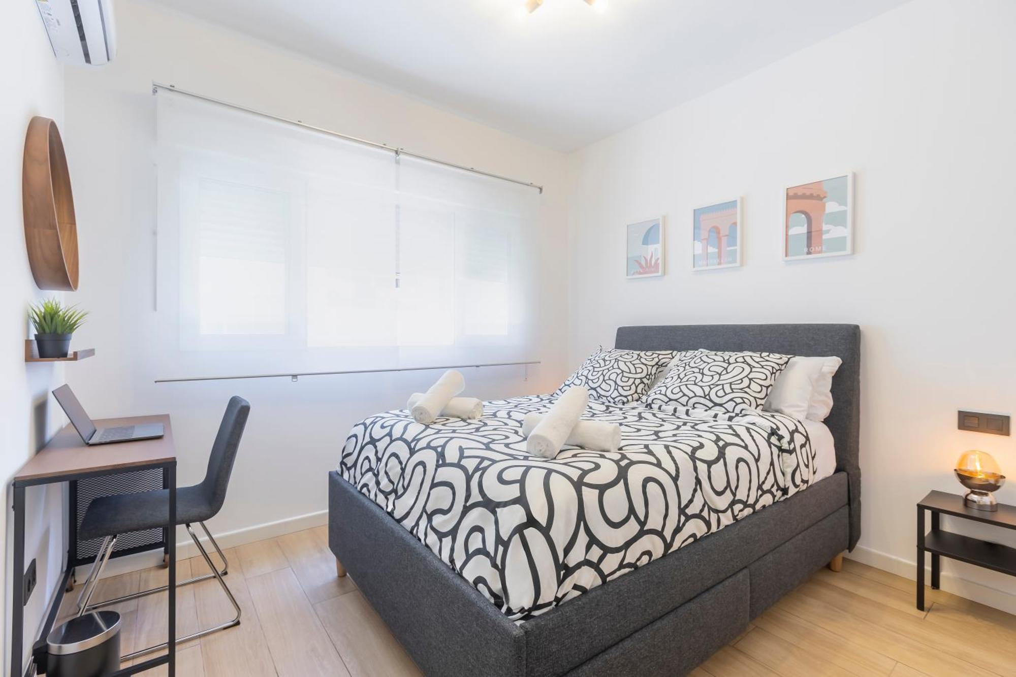 Fully Renovated In The Heart Of Fuengirola, 2 Min Walk To The Apartment Fuengirola