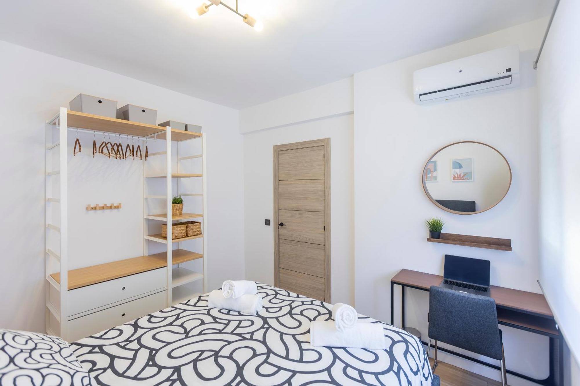 Fully Renovated In The Heart Of Fuengirola, 2 Min Walk To The Fuengirola