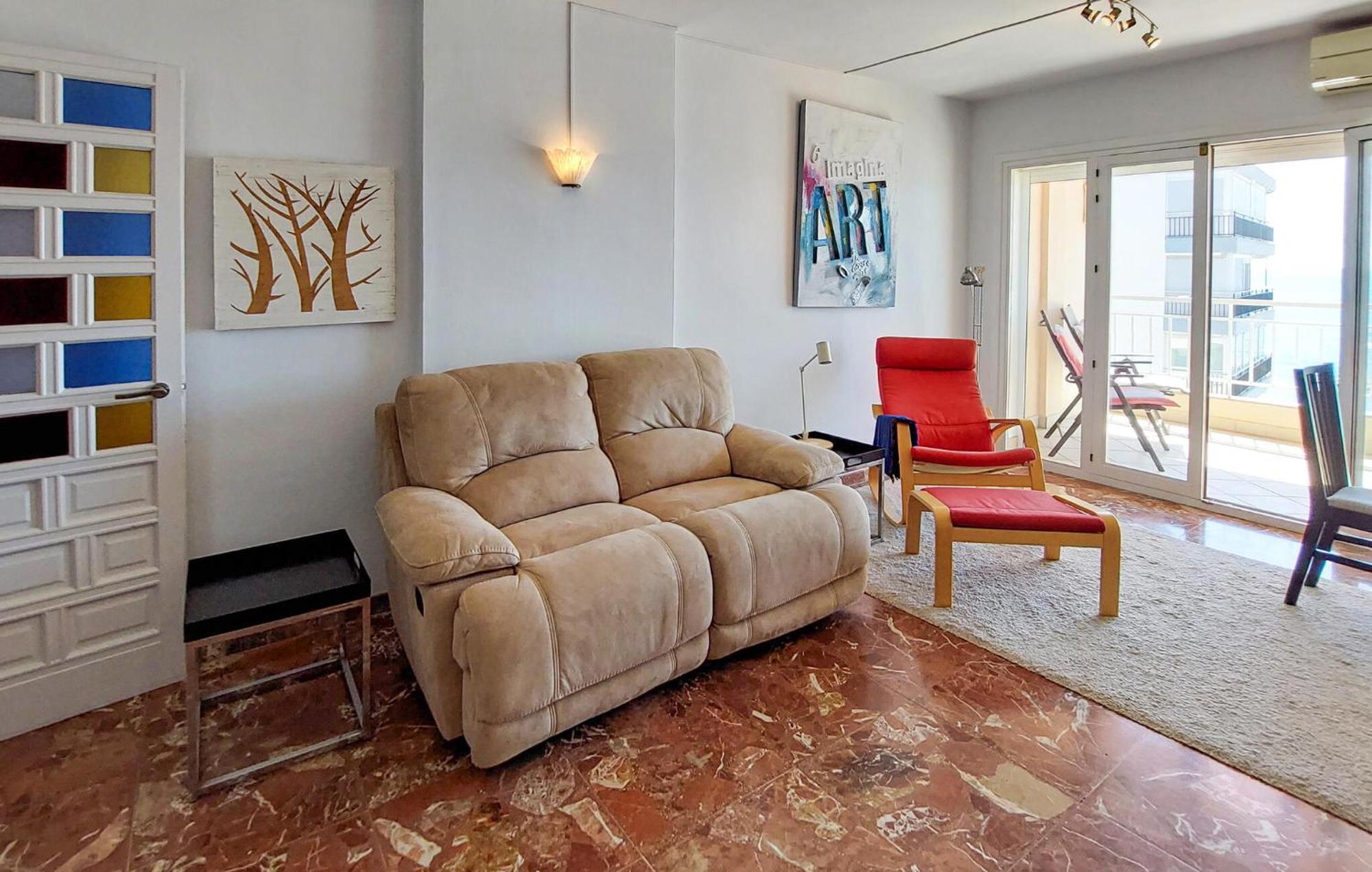 Apartamento Awesome In With Wifi