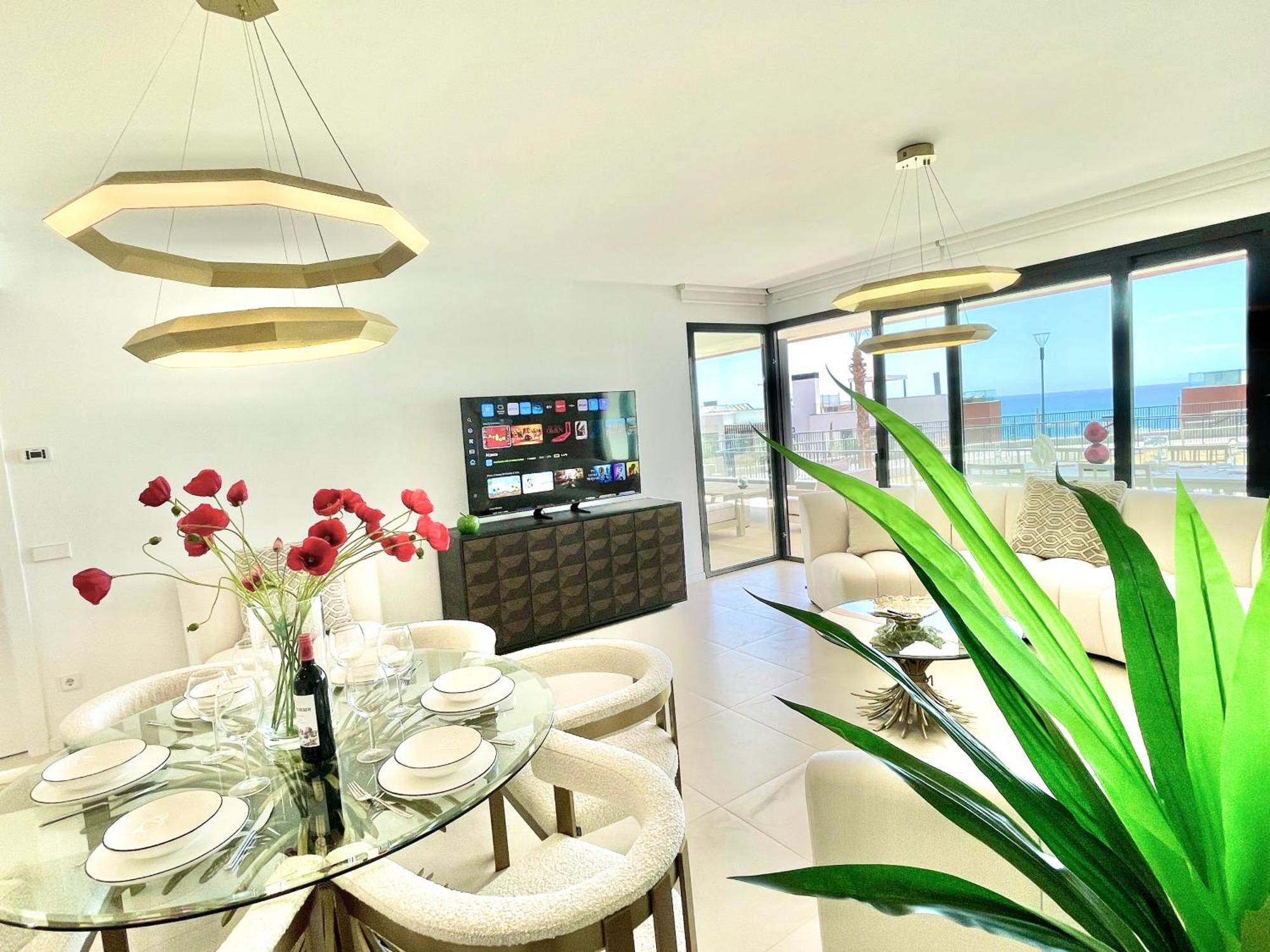 Upscale 3 Bedroom 300m From The