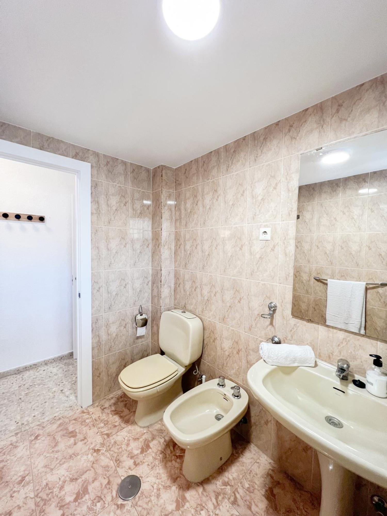 Bright And Cozy Flat By The Apartment Fuengirola