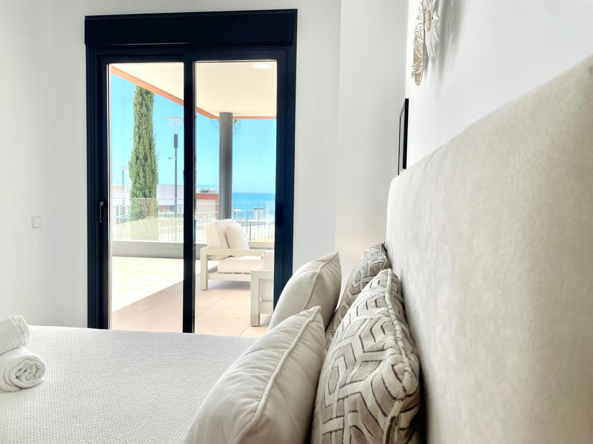 Upscale 3 Bedroom 300m From The