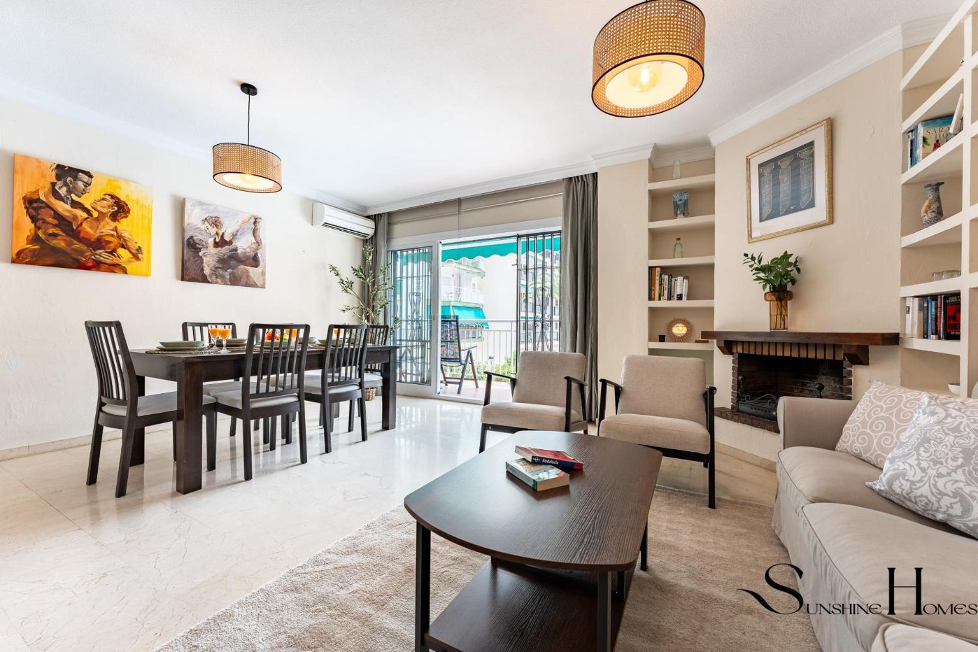 Perfect Location 3 Bedrooms 2 Bath, Parking, Pool * Fuengirola