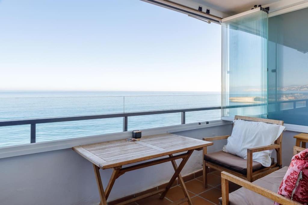 Apartment Astonishing Views By The Sea Fuengirola