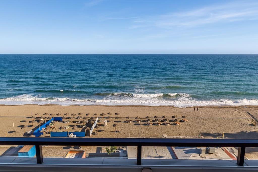Apartment Astonishing Views By The Sea