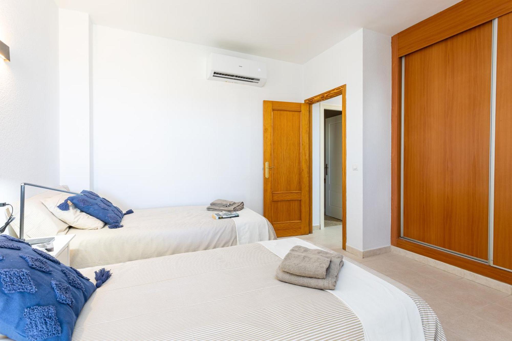 Cozy 2 Bedrooms In El Higueron Apartment Fuengirola