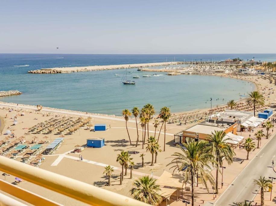 113 - Beachfront With Views, Appartement