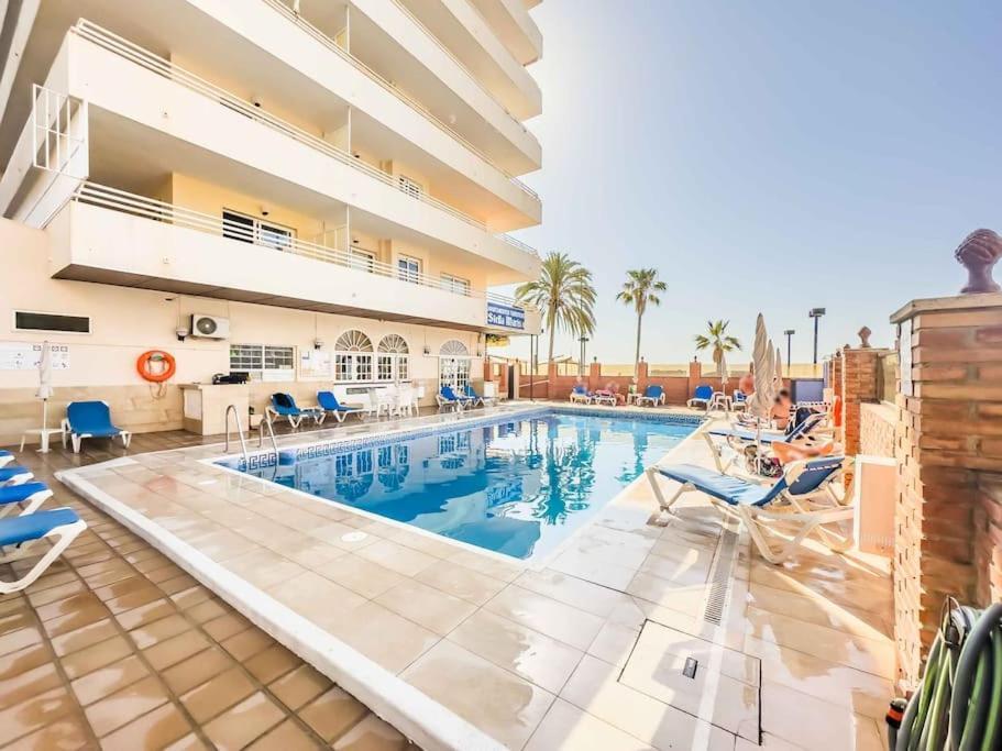 Appartement 113 - Beachfront With Views,