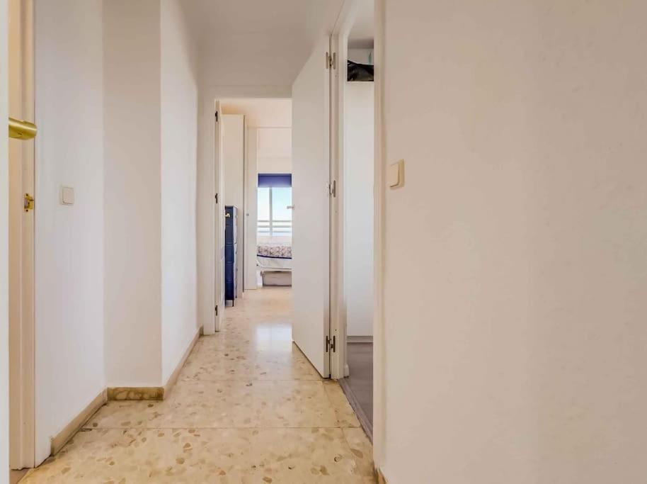 113 - Beachfront With Views, Appartement