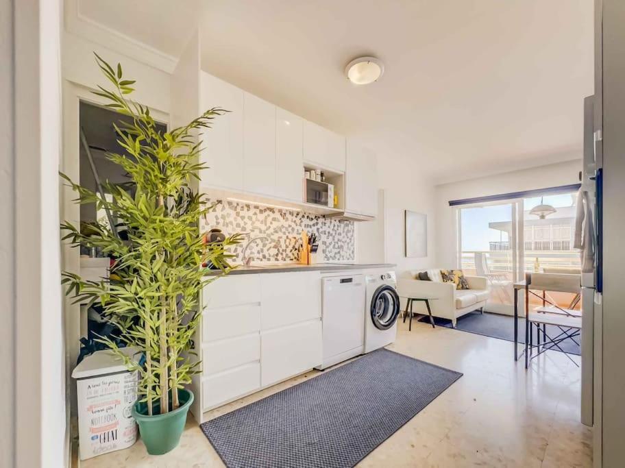 113 - Beachfront With Views, *