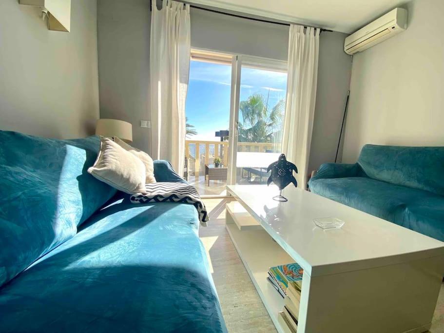 Apartment Sea Frontline Stylish House