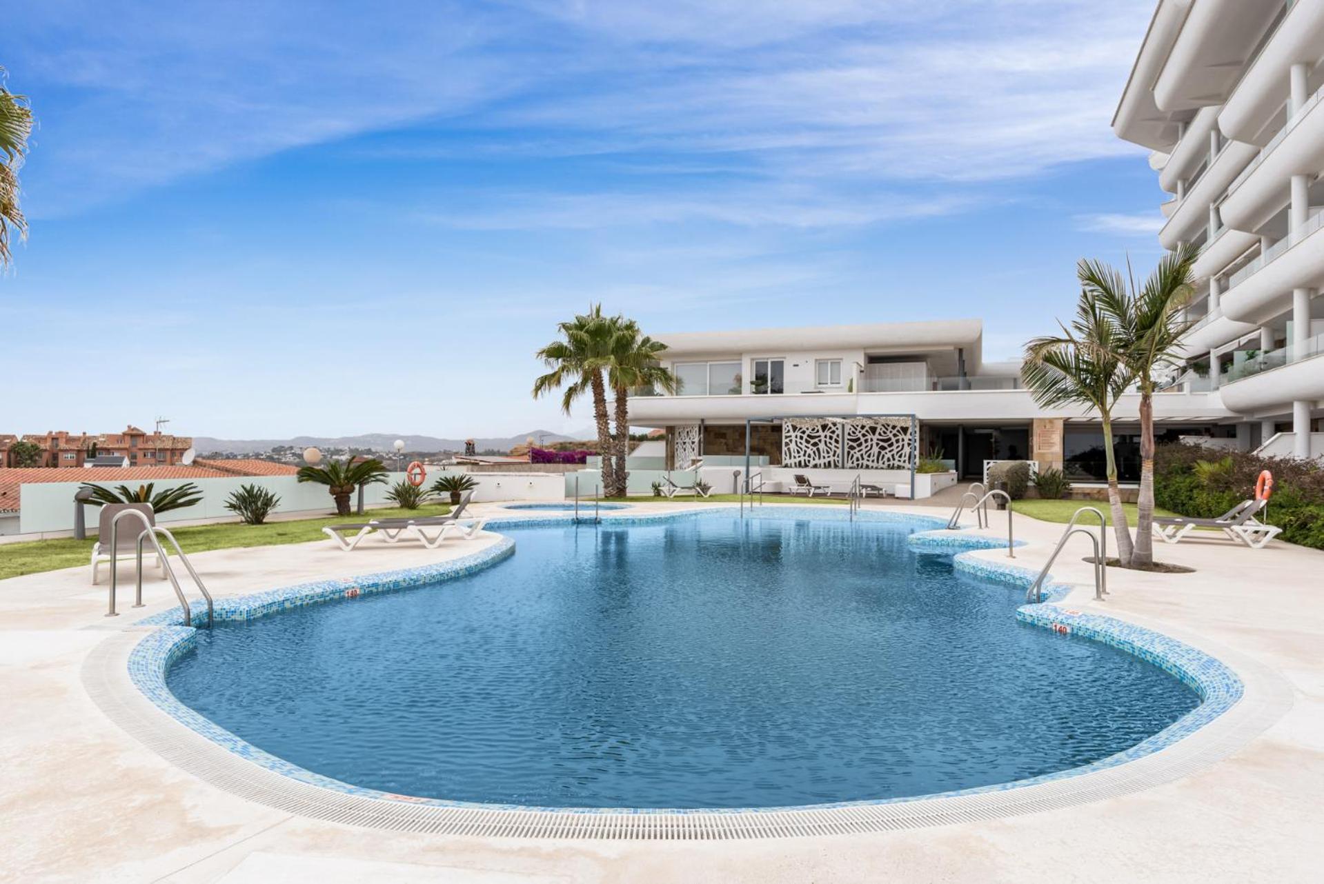 Apartment Vivi Homes - Sultana Gym, Pool, Terrace & Sea View Fuengirola