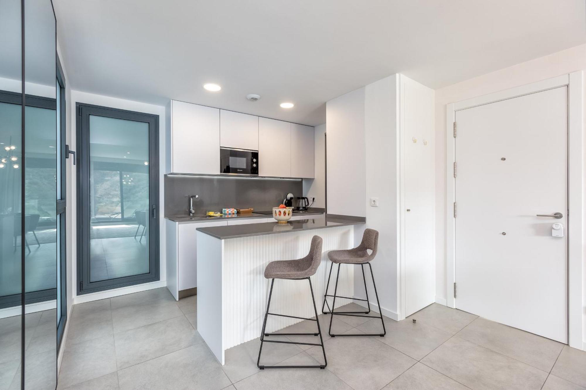 Apartment Vivi Homes - Sunny Views Wellness, Gym, Pool & Sea View