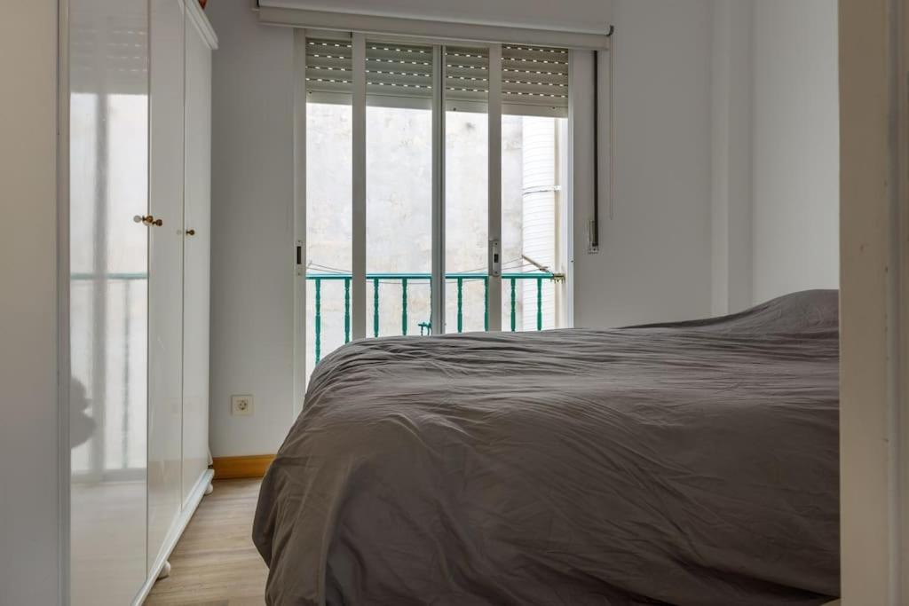 Cozy In Perfect Location *
