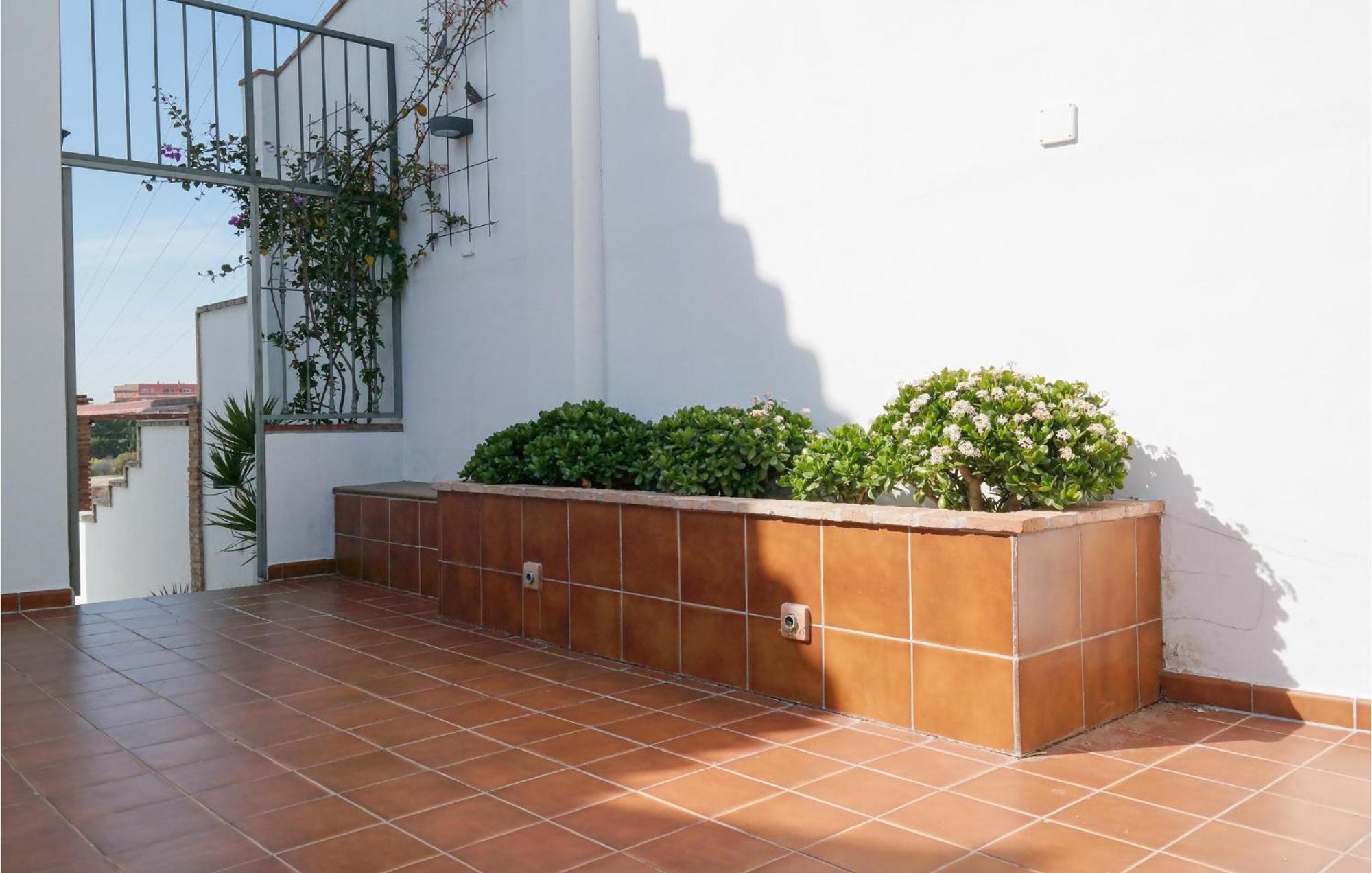 In Fuengirola, Malaga With Kitchen Fuengirola