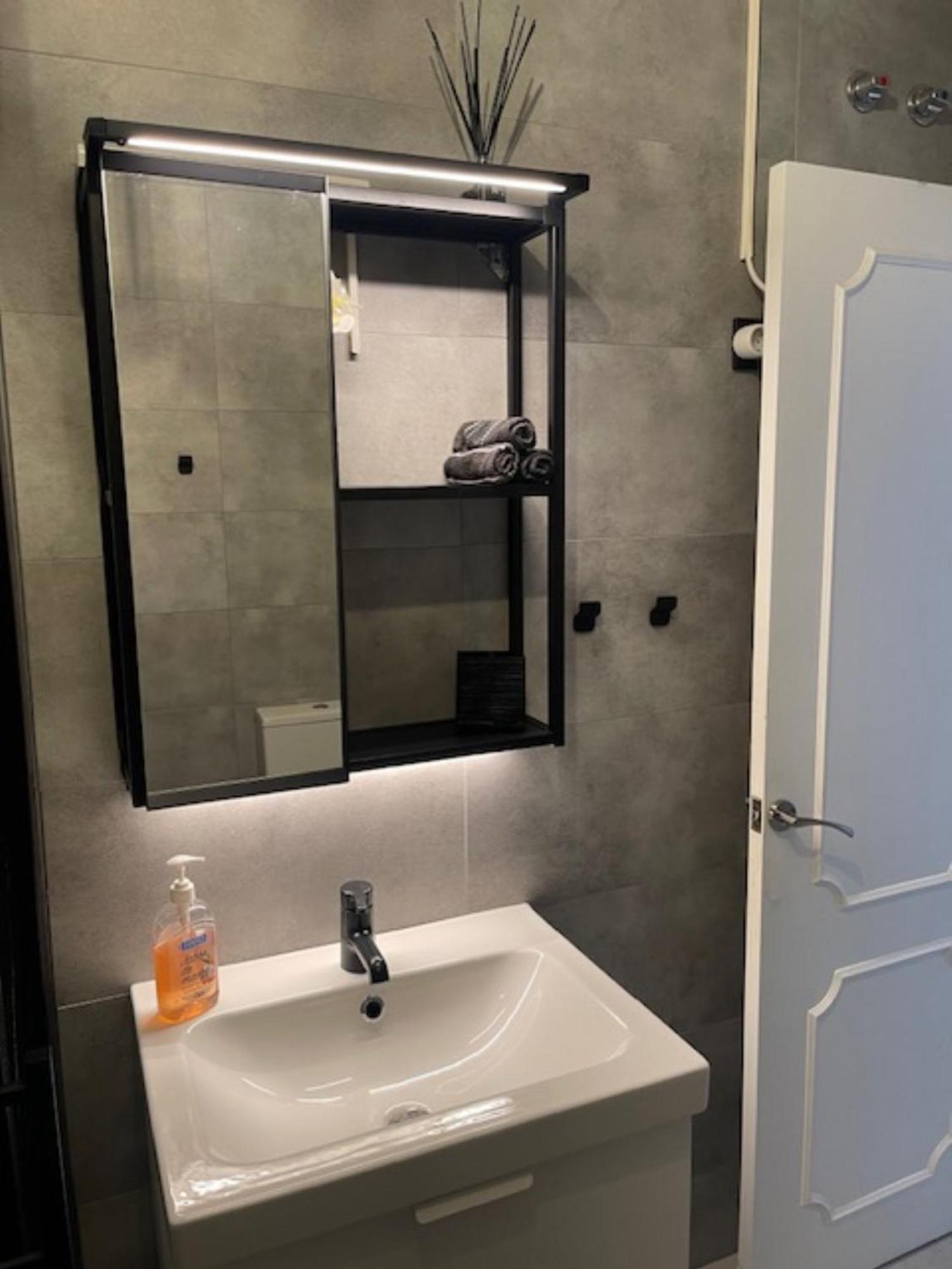 Mar Del Plata 8 Bed