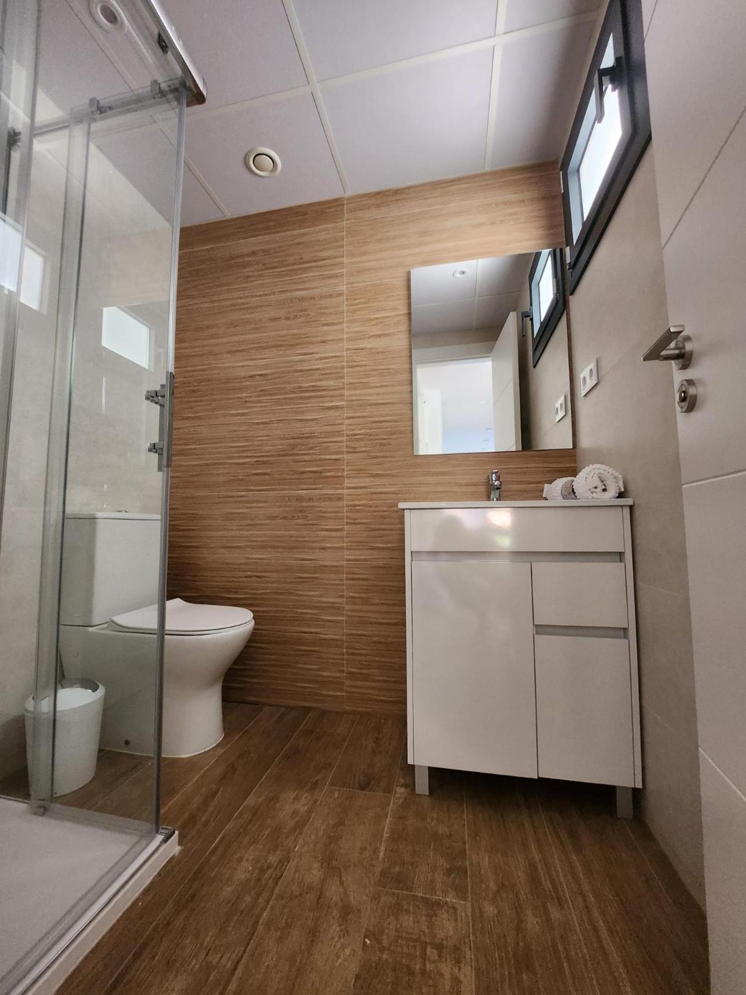 Novamar Apartamentos, Independientes Con Terraza, Dos Dormitorios, Salon Y Cocina Independiente, Ubicados En Centro De Y A La Playa, Wifi De Alta Velocidad