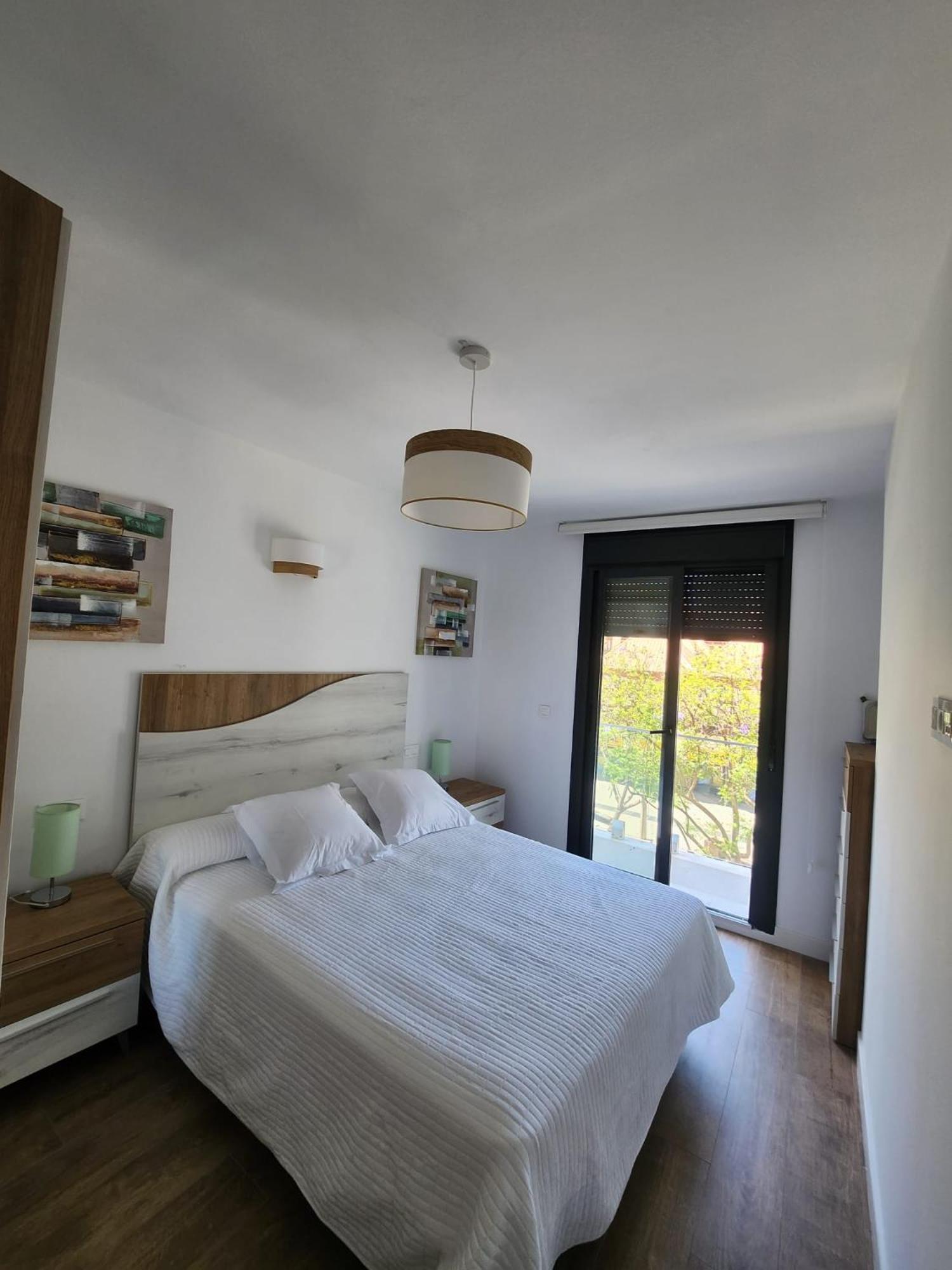 Novamar Apartamentos, Independientes Con Terraza, Dos Dormitorios, Salon Y Cocina Independiente, Ubicados En Centro De Y A La Playa, Wifi De Alta Velocidad