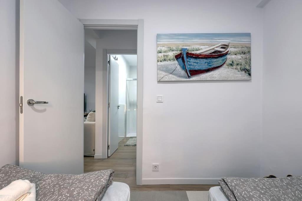 Apartment Modern & Vibrant, Urban Flat