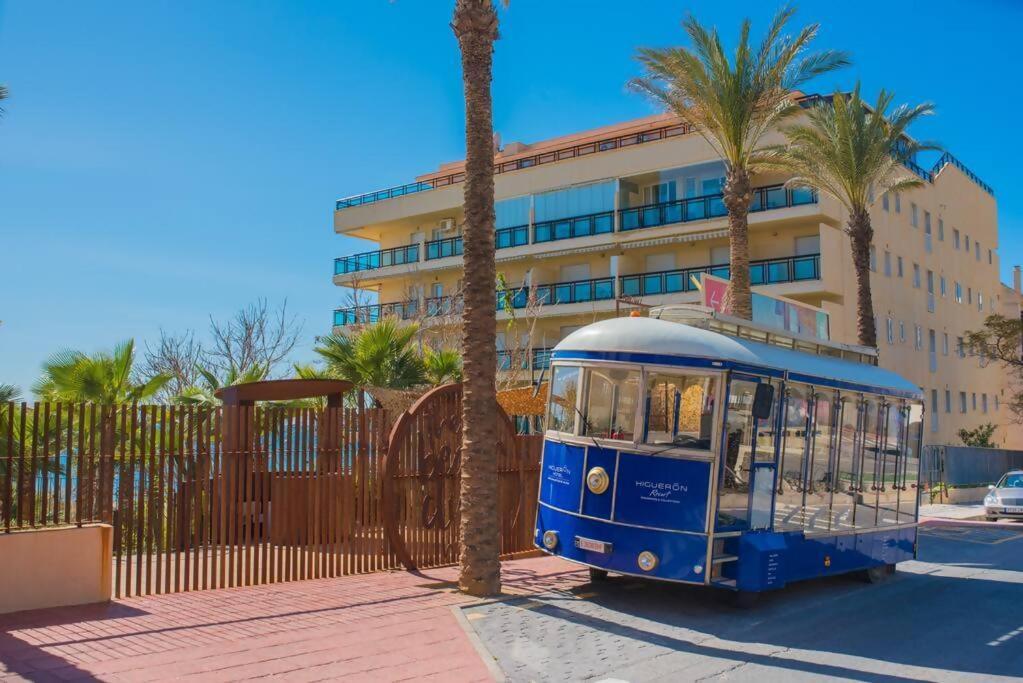 A 50 M De La Playa Apartment